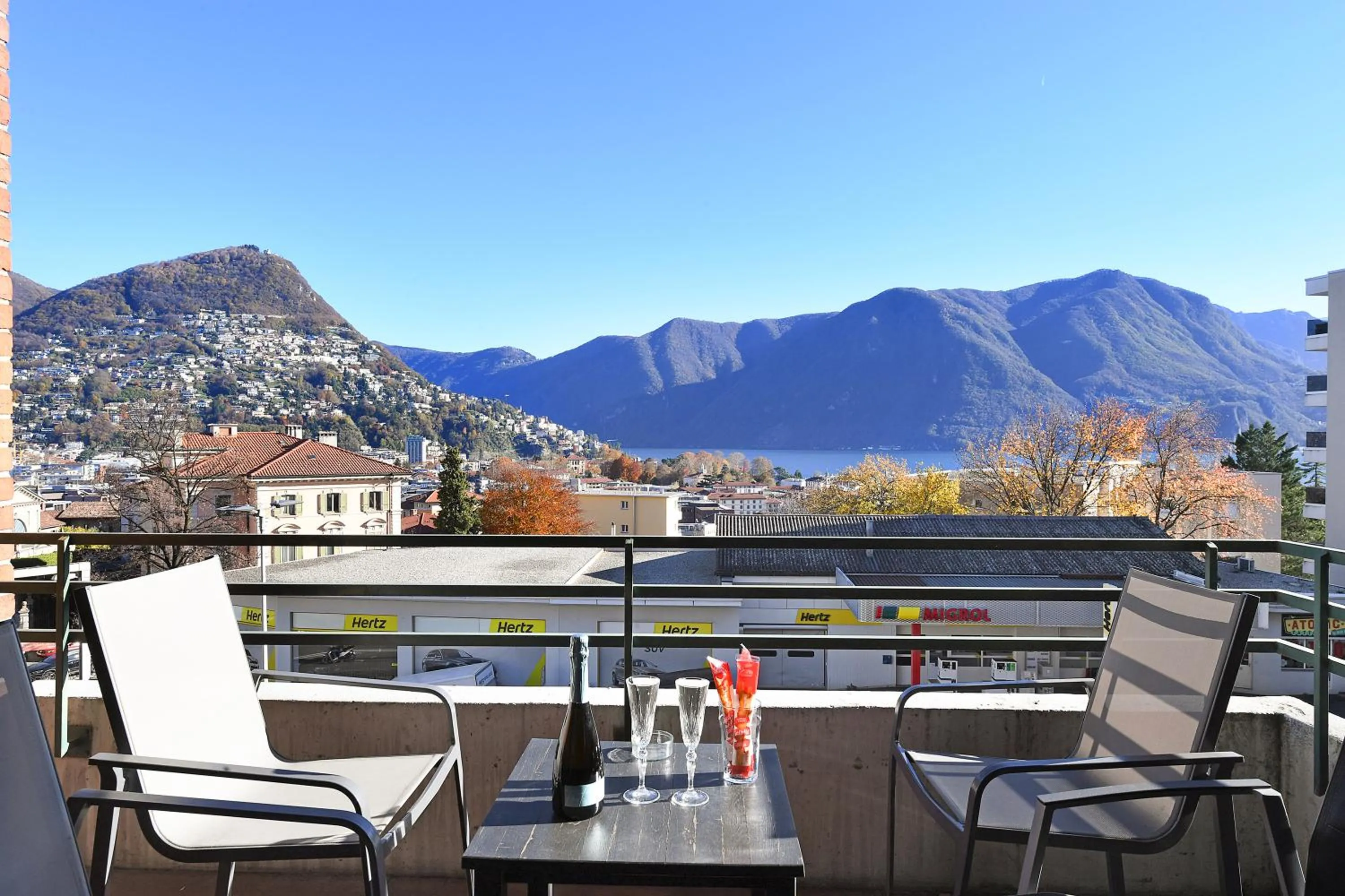 Santiago Home - Happy Rentals