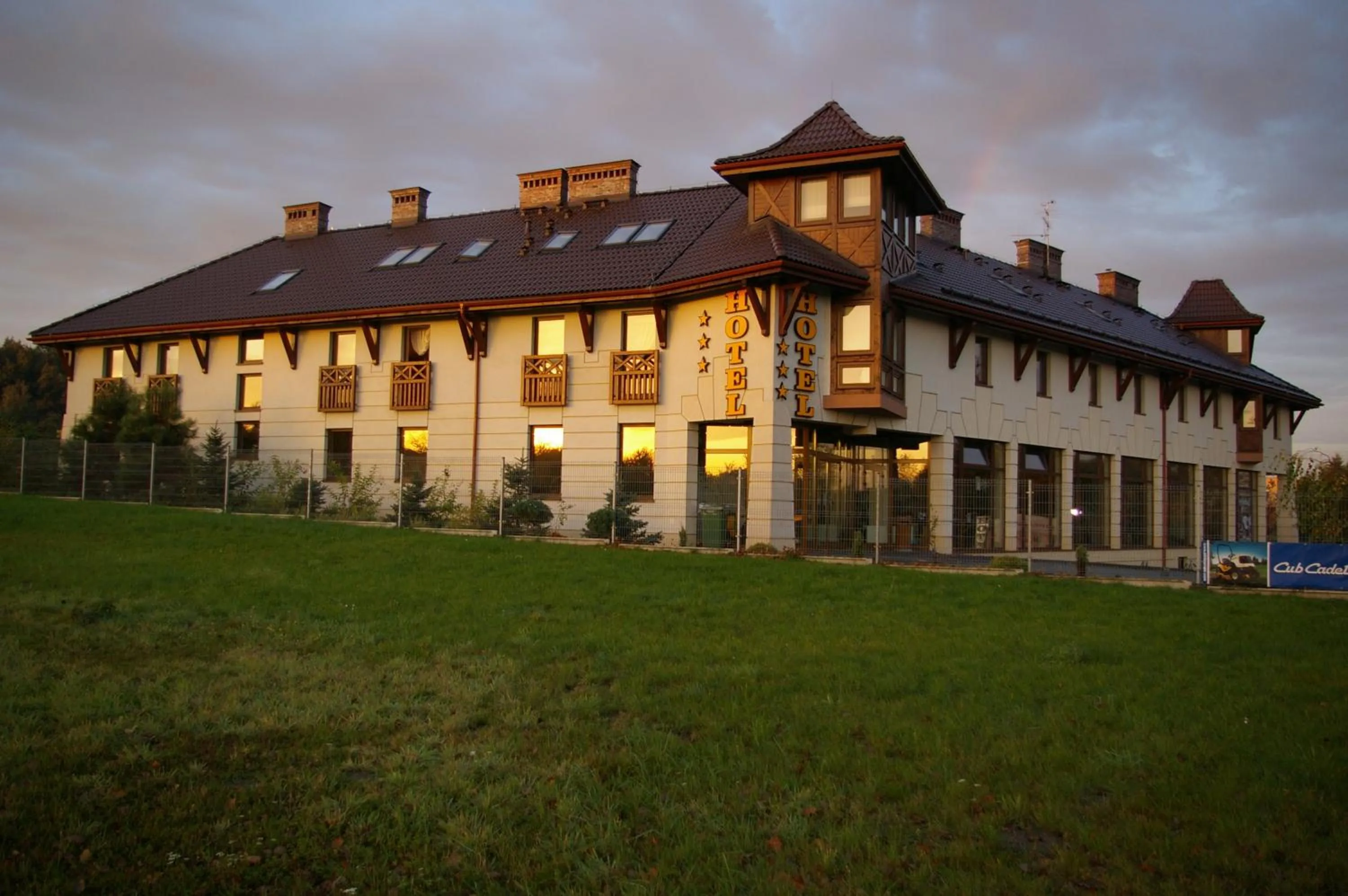 Facade/entrance in Hotel & Restauracja Timberland