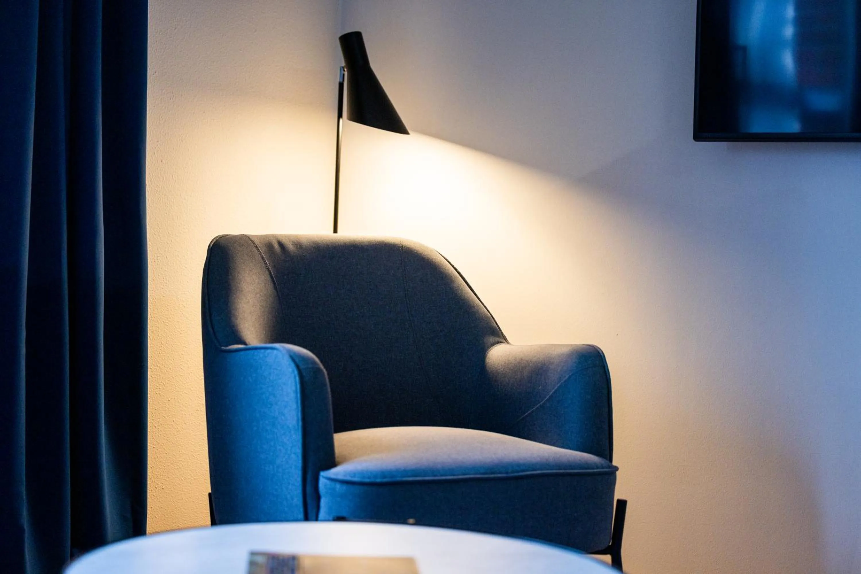Seating area in Hotel Sønderborg Kaserne