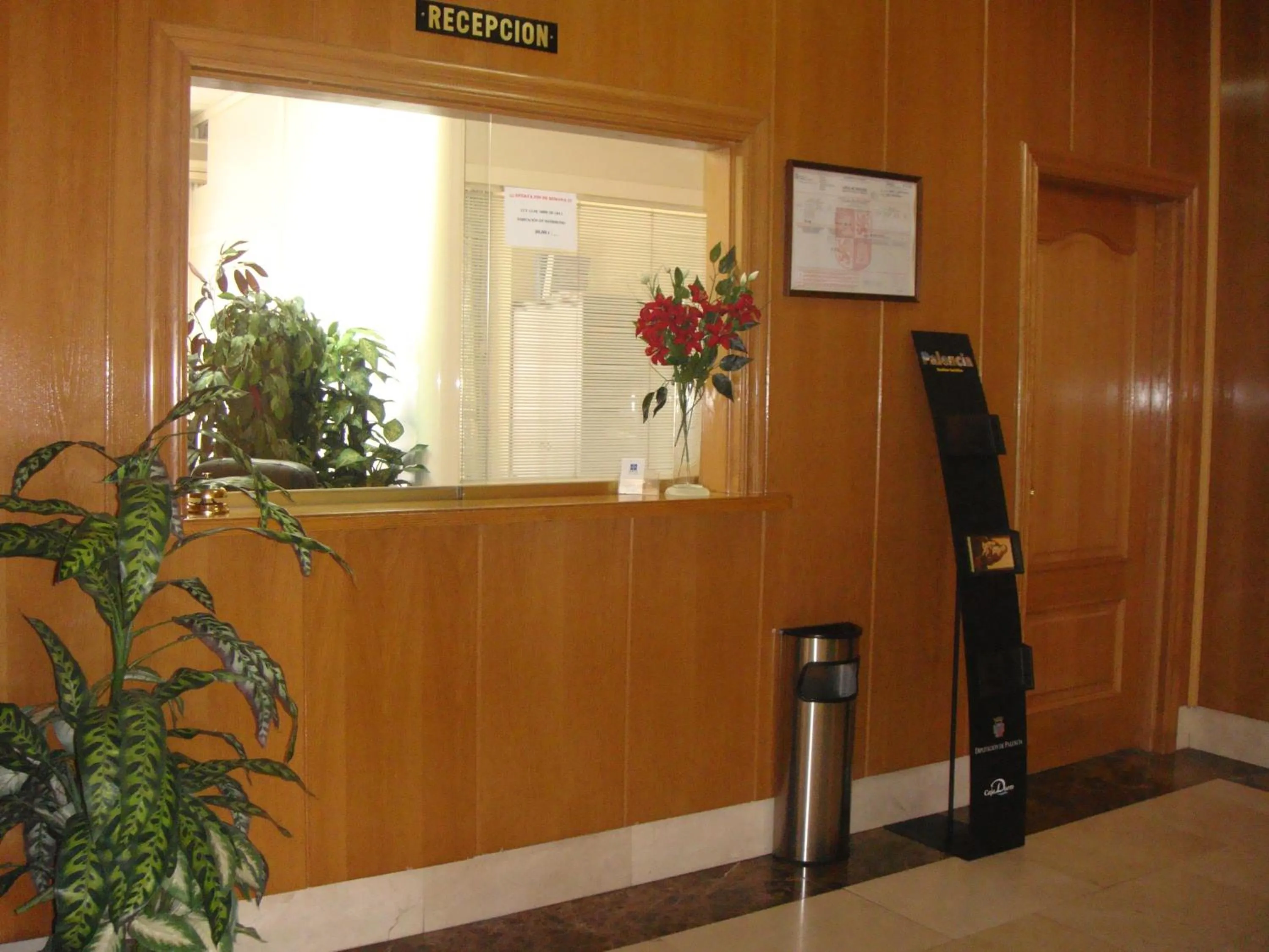 Lobby or reception in Hostal Serpol