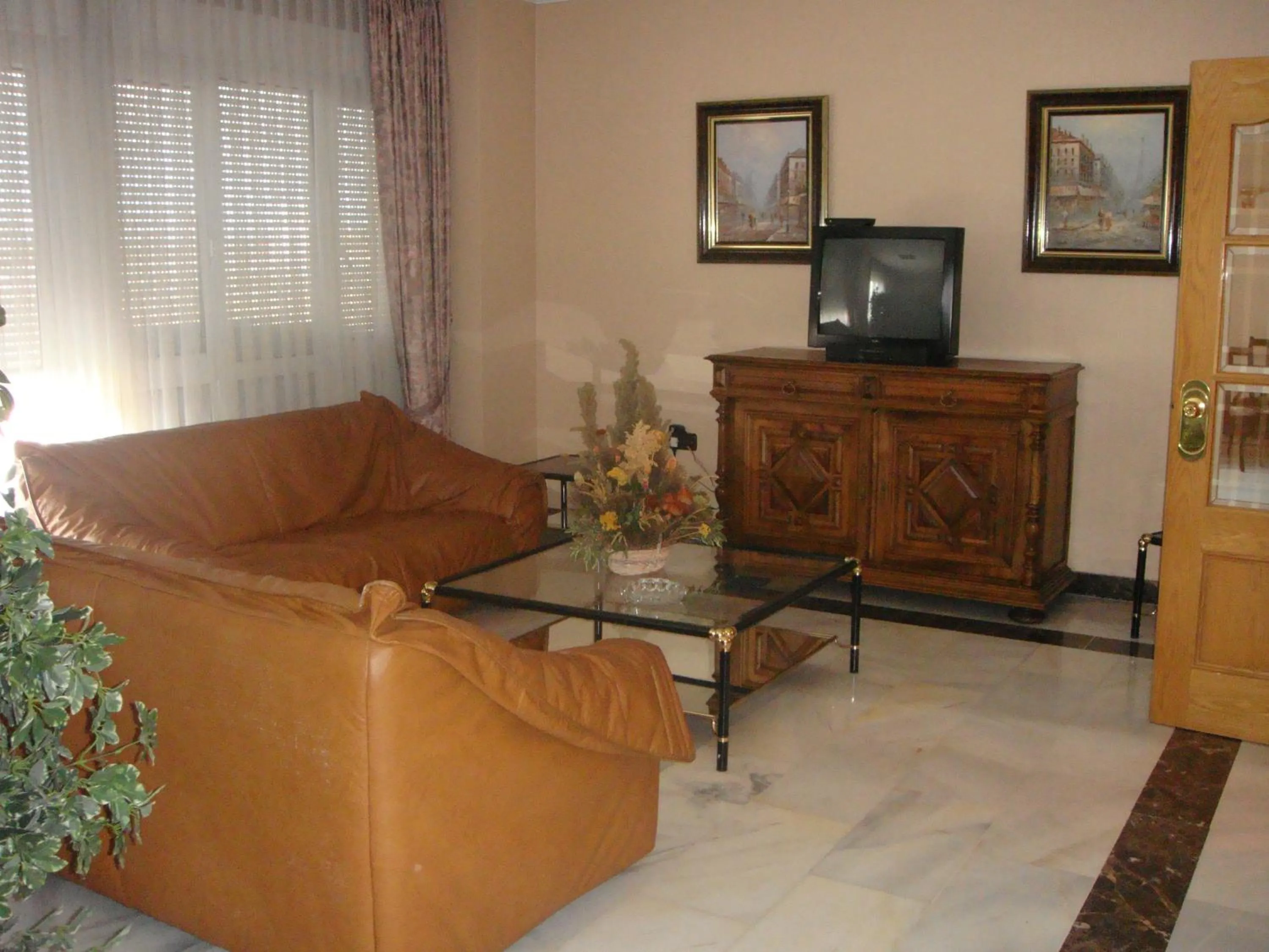 Living room in Hostal Serpol
