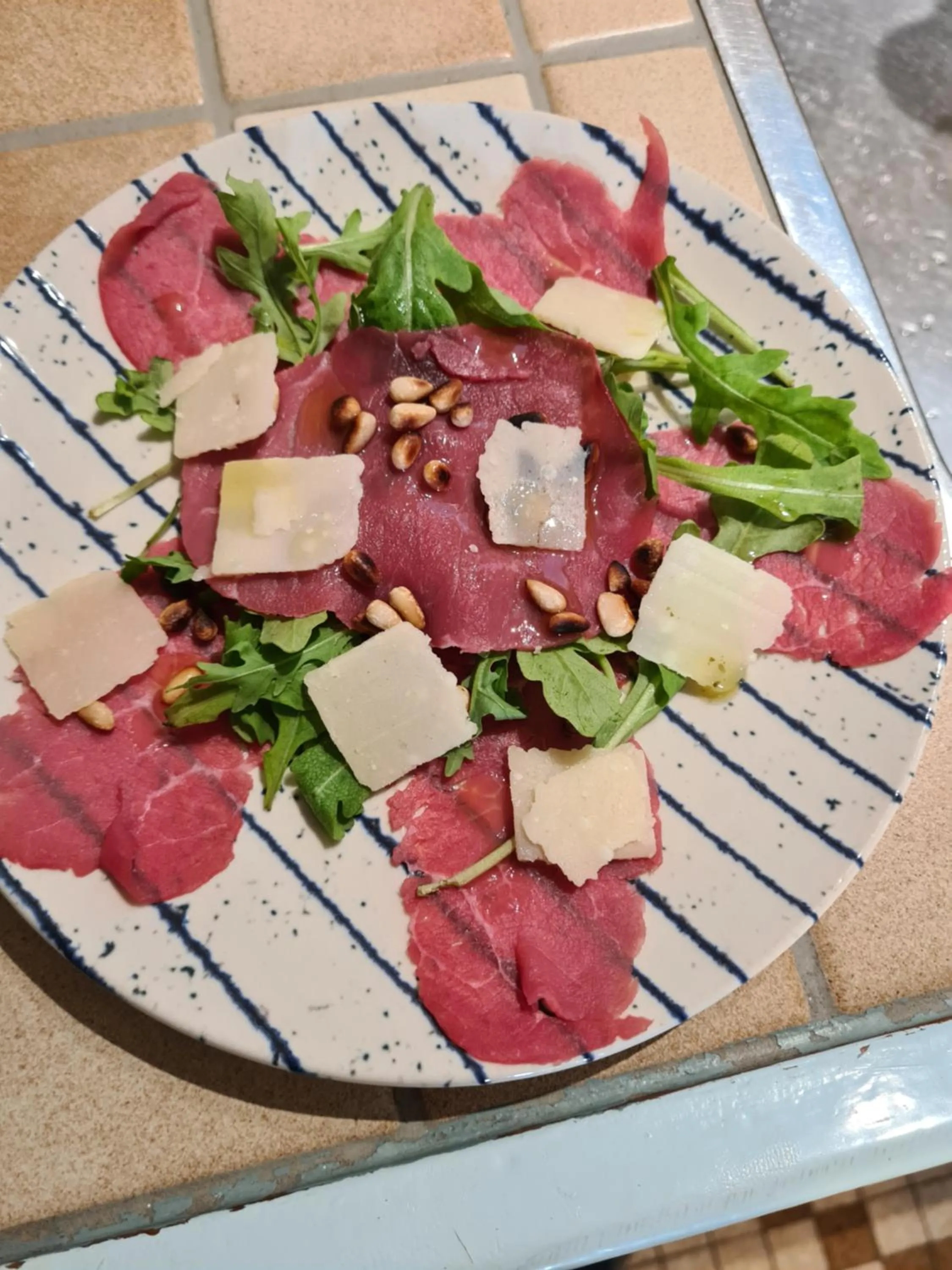 Food and drinks in La Perle De Frayssinet-Le-Gélat - Chambre d'Hôtes - B&B