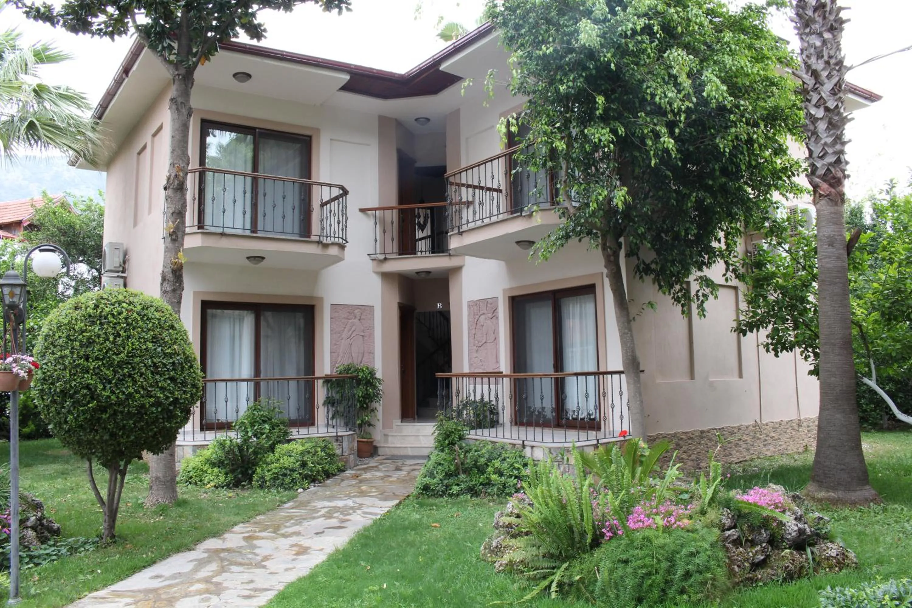 Garden in Nirvana Hotel