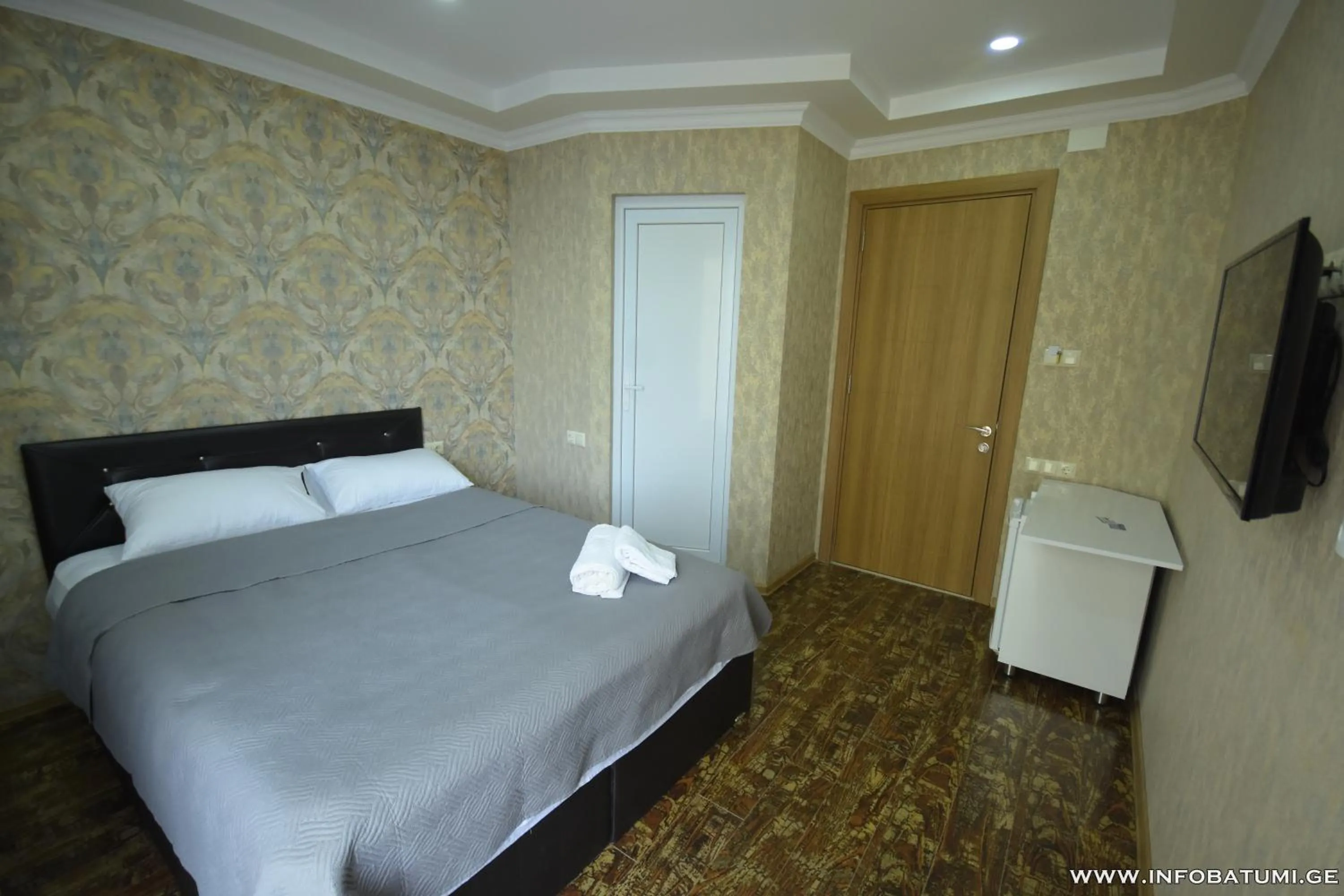 Bedroom, Bed in UNION