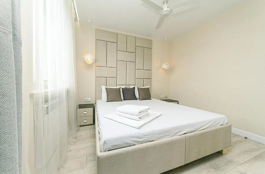 Bed in Bessarabsky Kvartal
