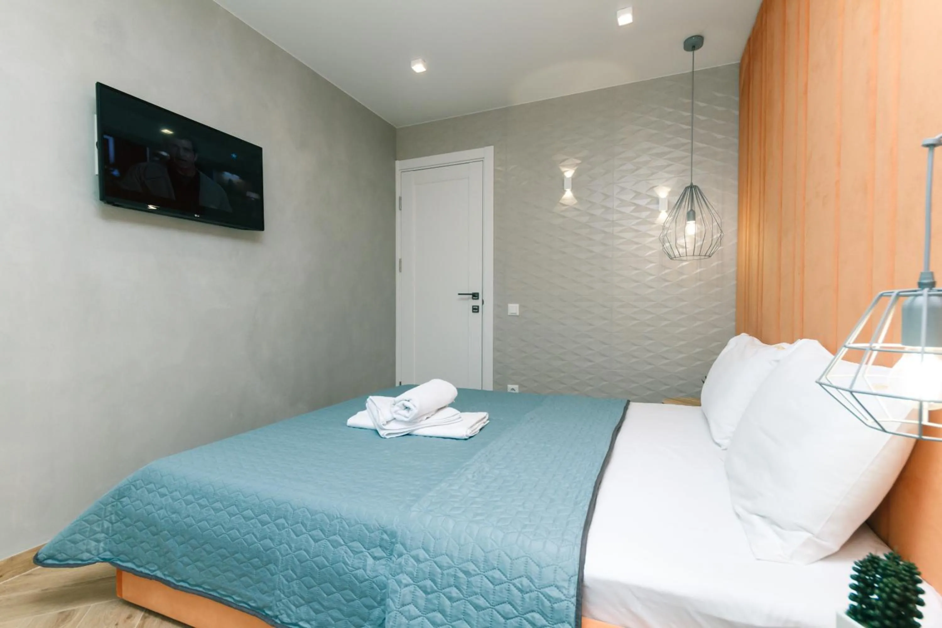 Bed in Bessarabsky Kvartal