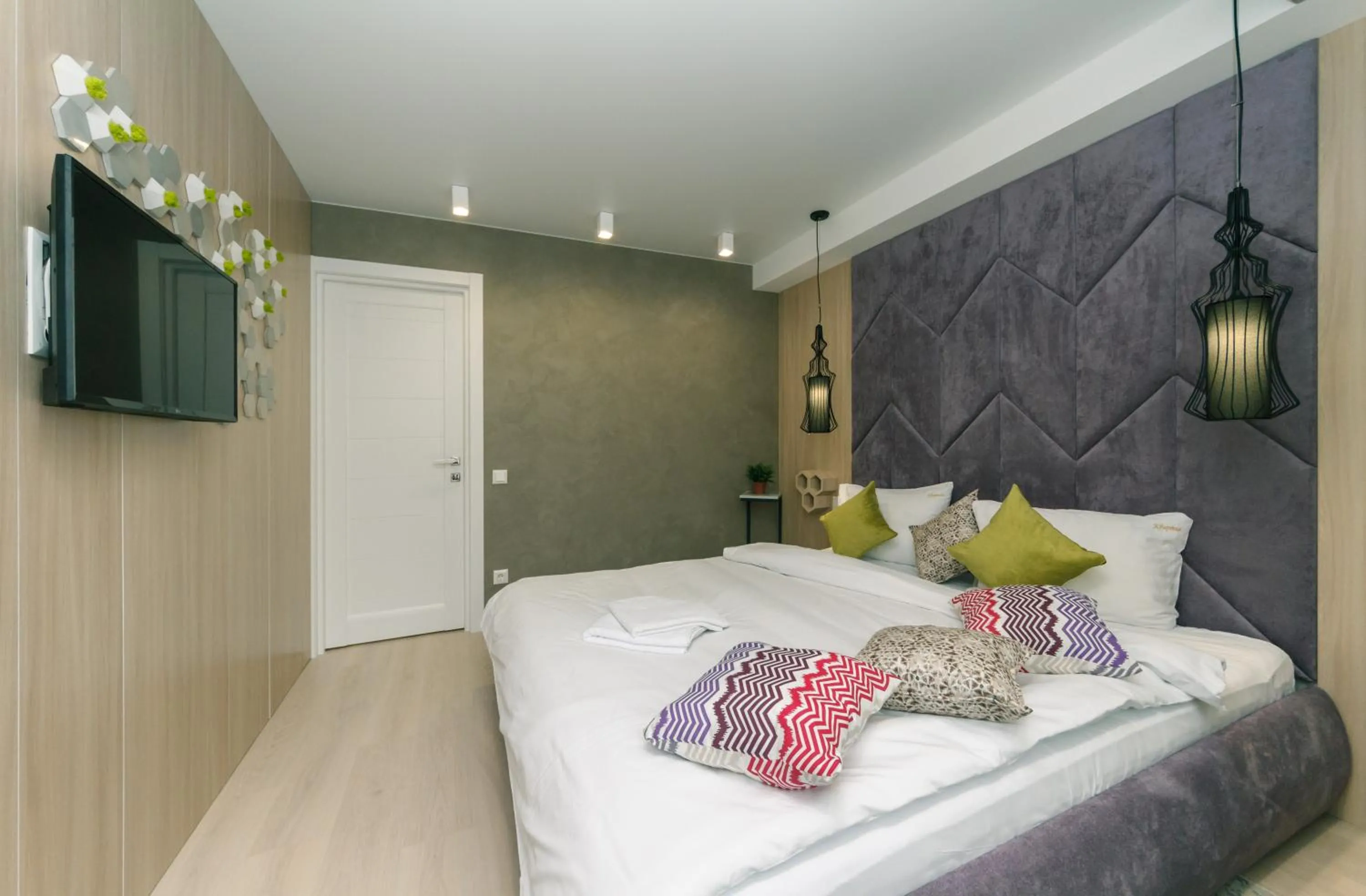 Bed in Bessarabsky Kvartal