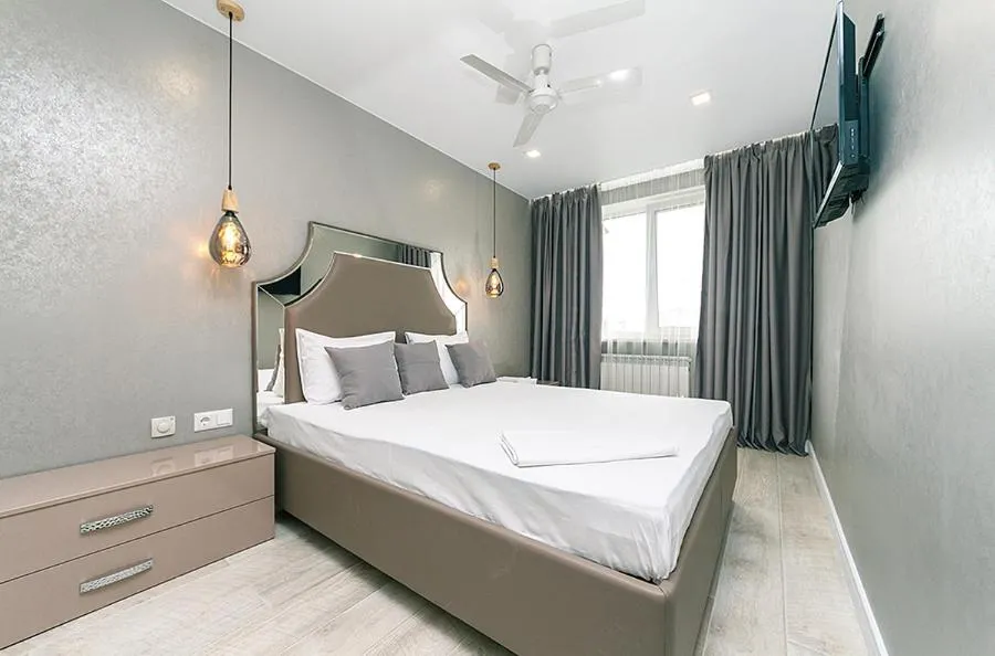 Bed in Bessarabsky Kvartal