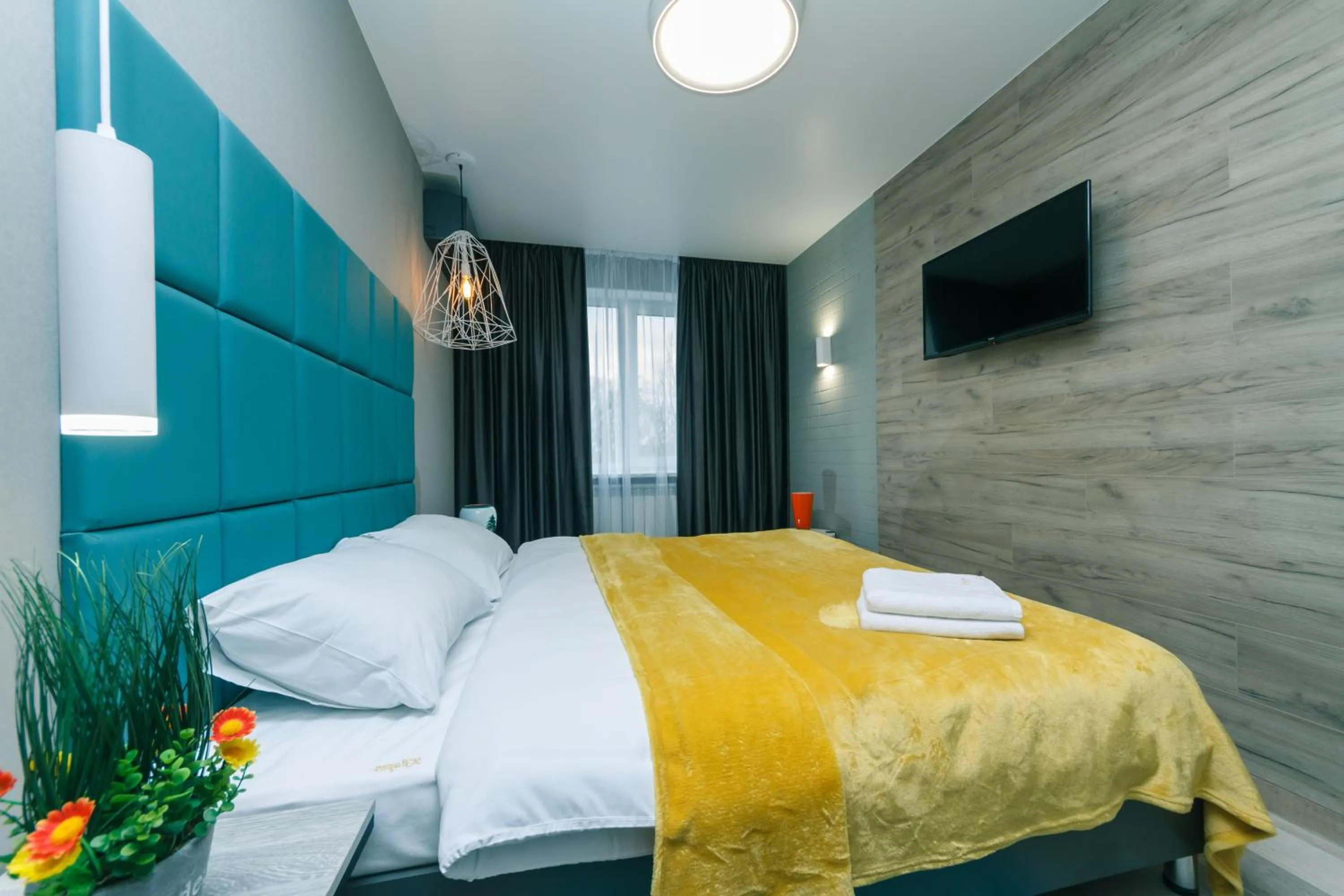 Bed in Bessarabsky Kvartal