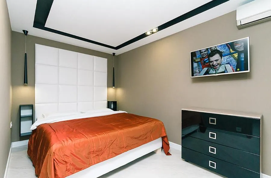 Bed in Bessarabsky Kvartal