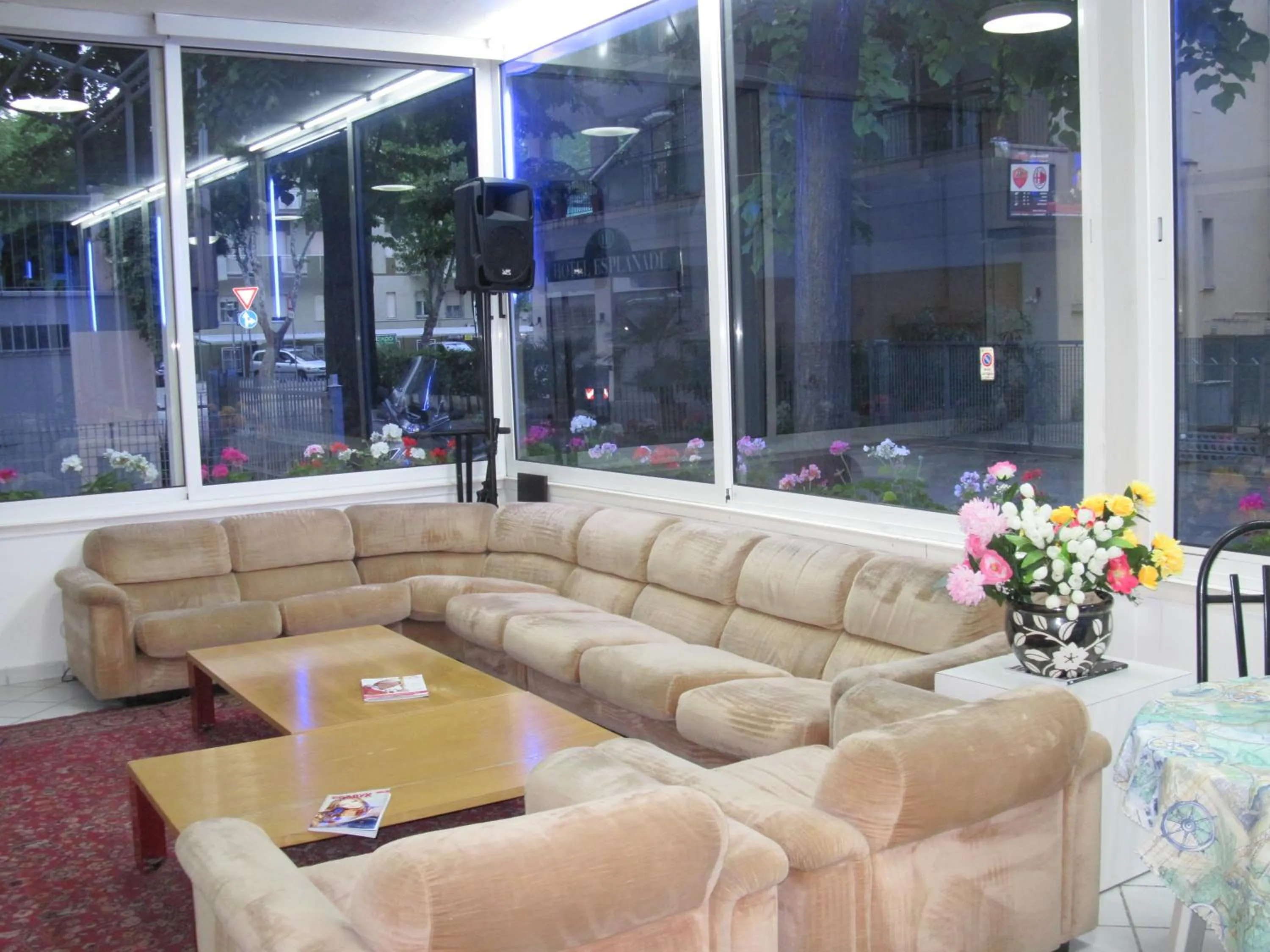 Lobby or reception in Hotel TV