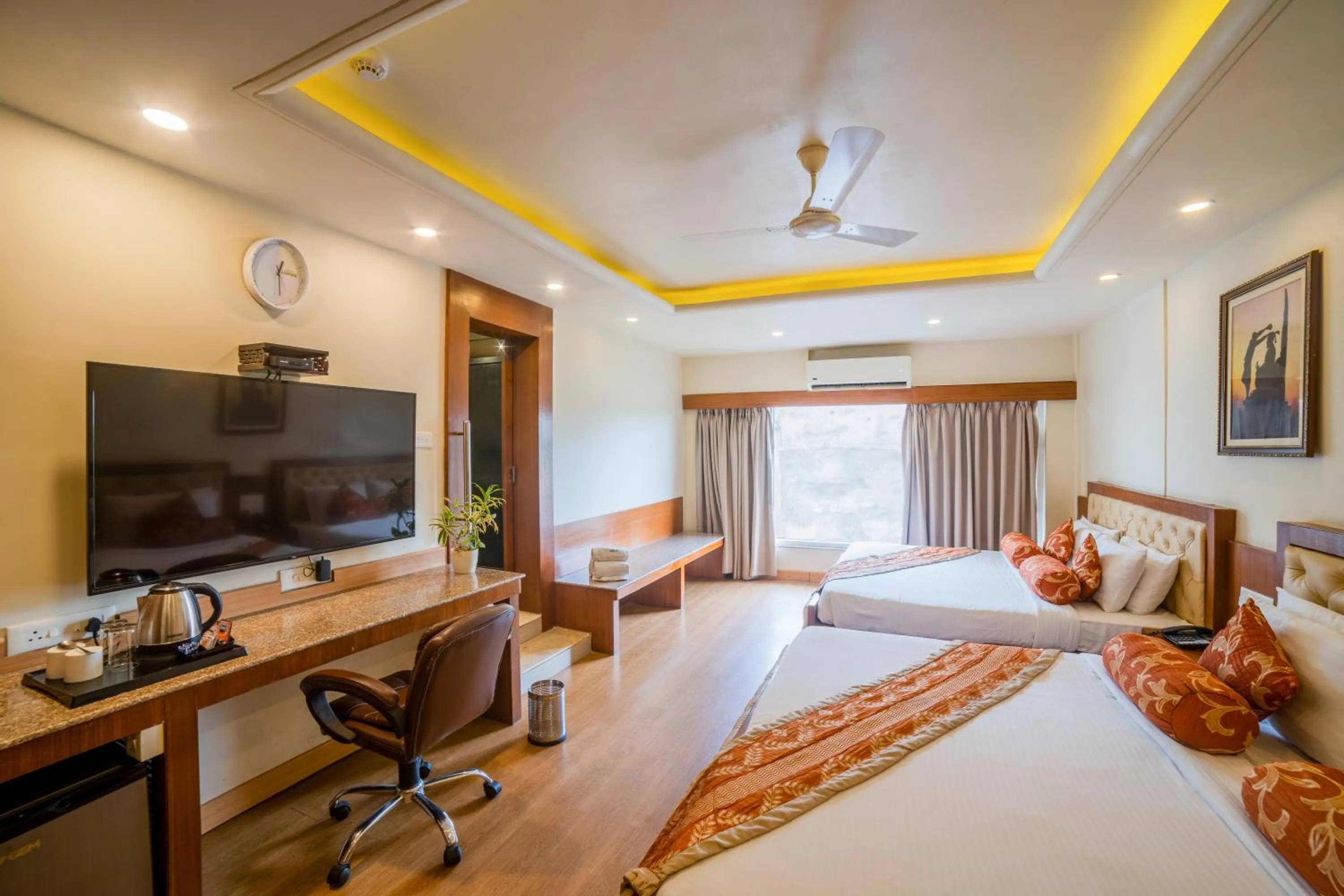 TV and multimedia, Bed in The Nagpur Ashok