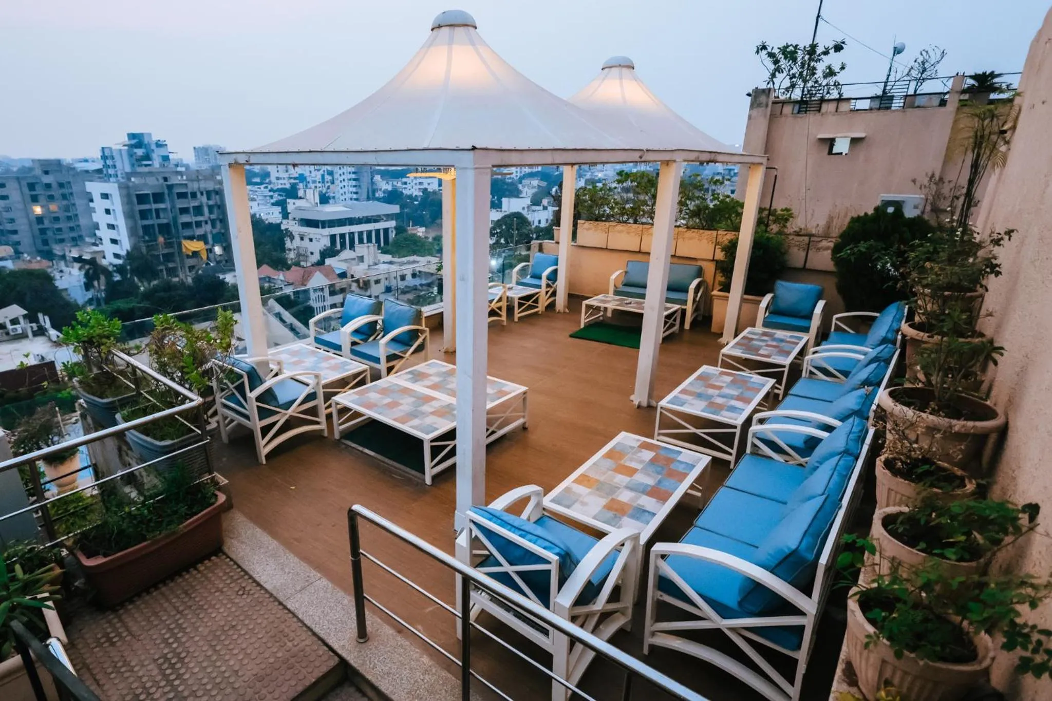 Restaurant/places to eat in The Nagpur Ashok