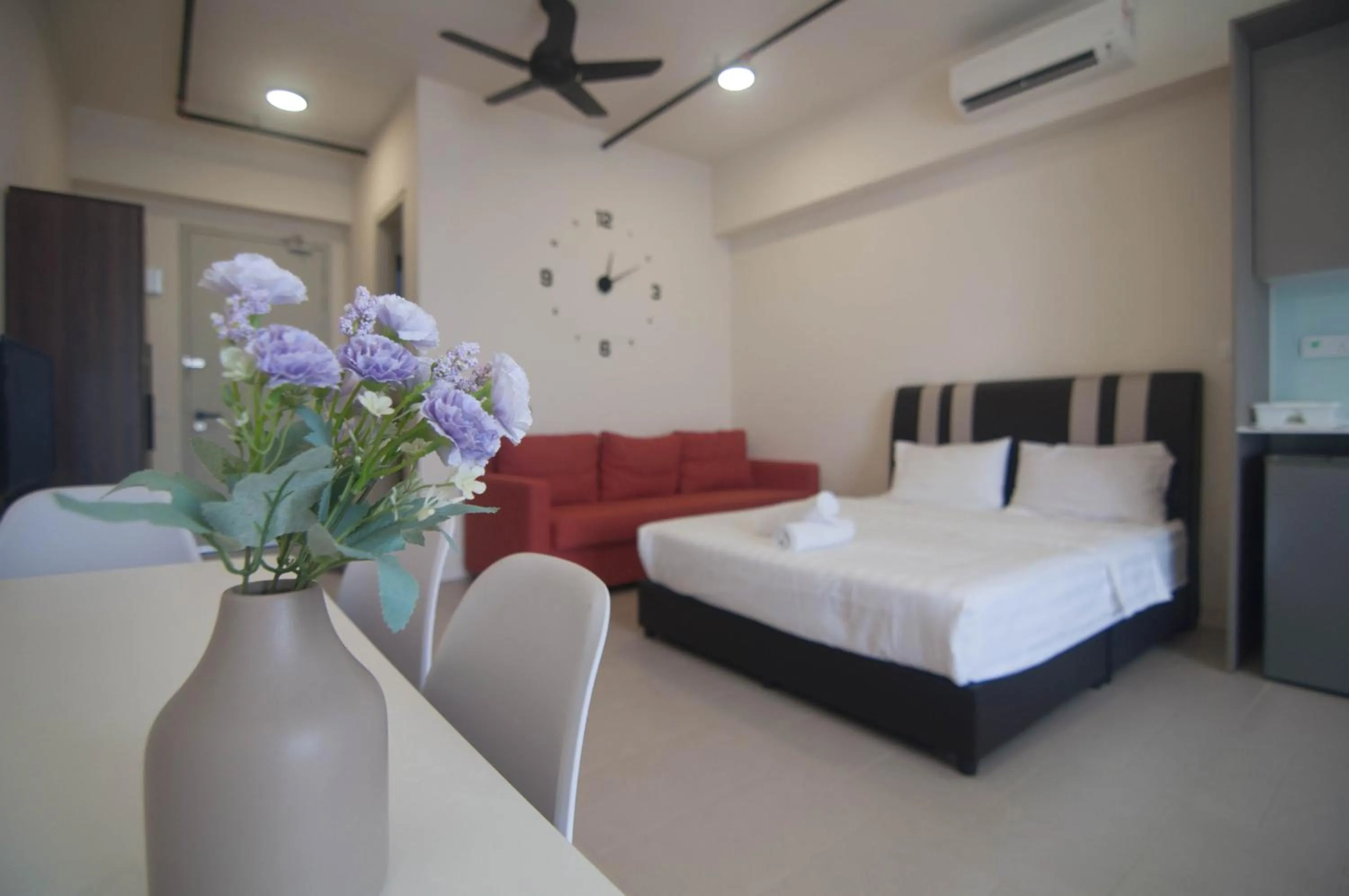 Bed in Tamarind Square Cyberjaya By IdealHub