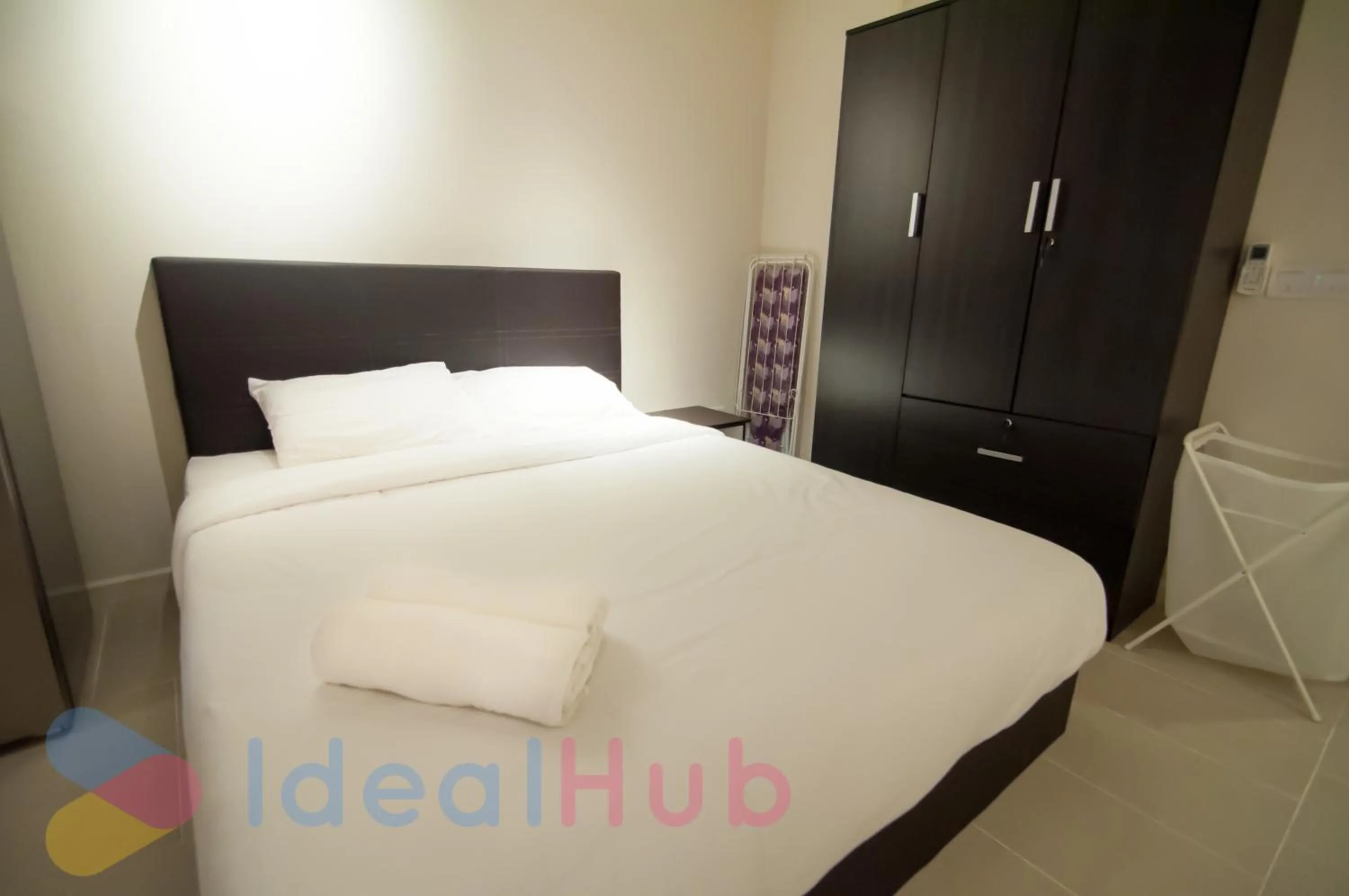 Bed in Tamarind Square Cyberjaya By IdealHub