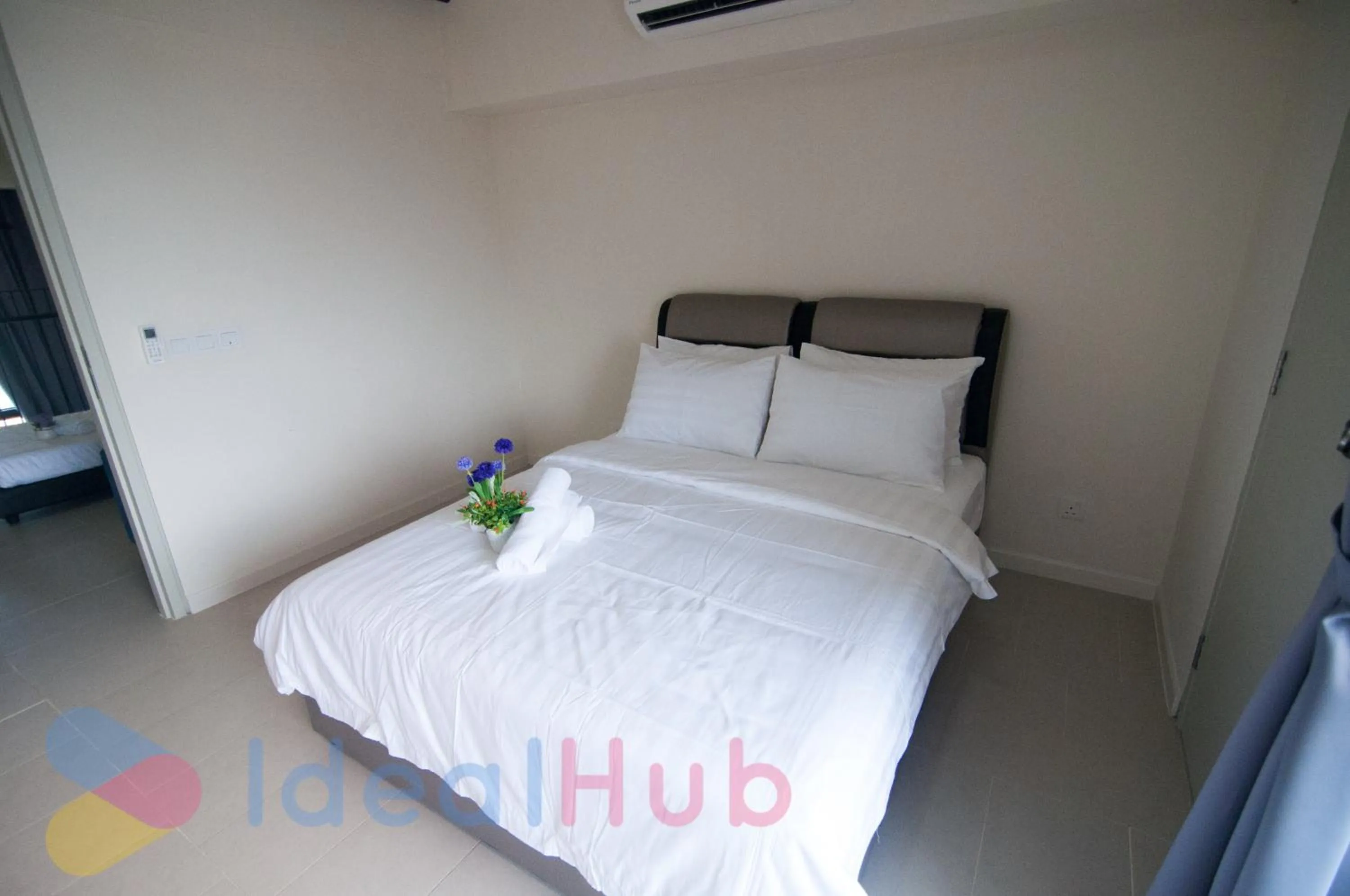 Bed in Tamarind Square Cyberjaya By IdealHub