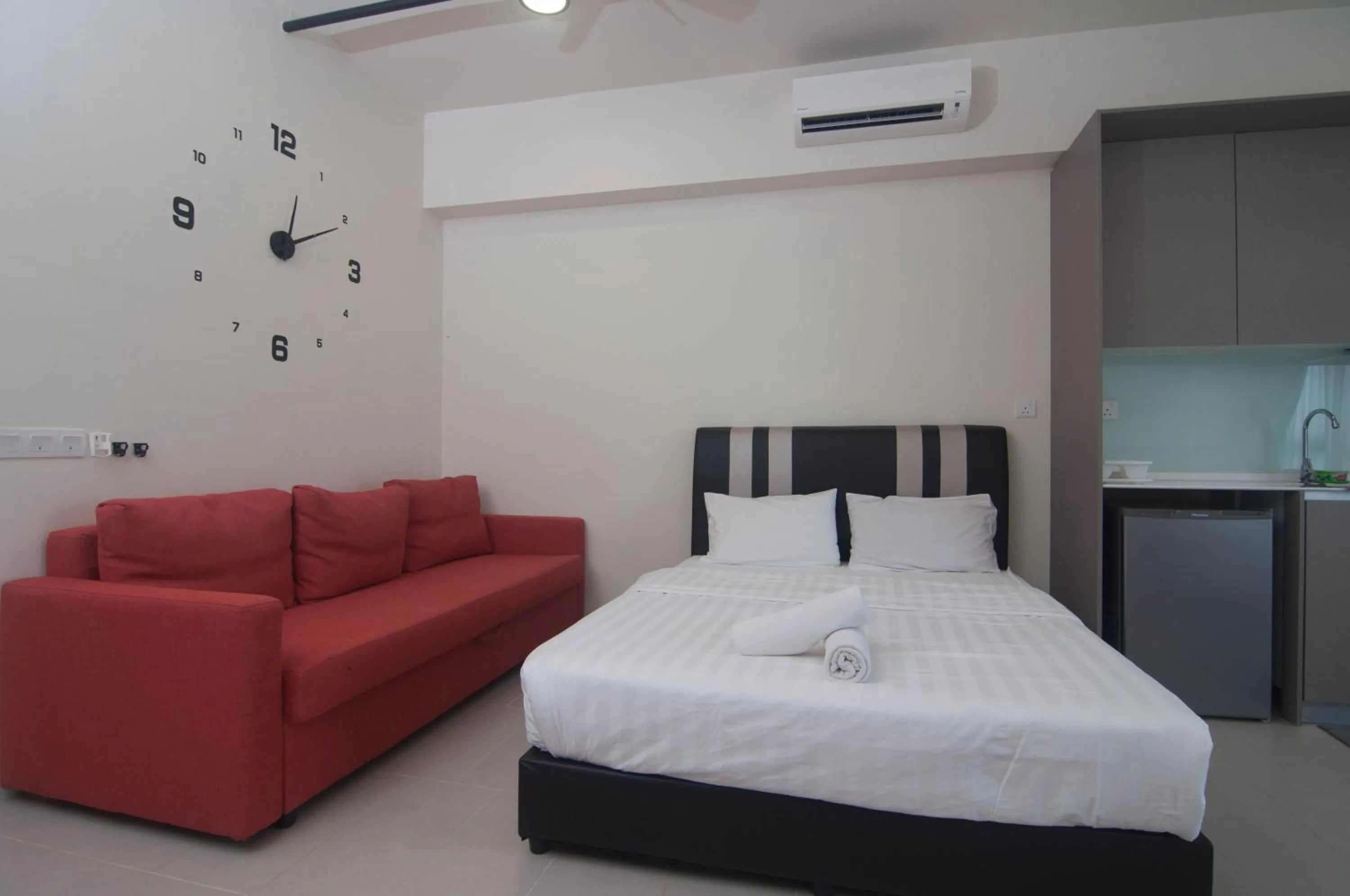 Bed in Tamarind Square Cyberjaya By IdealHub