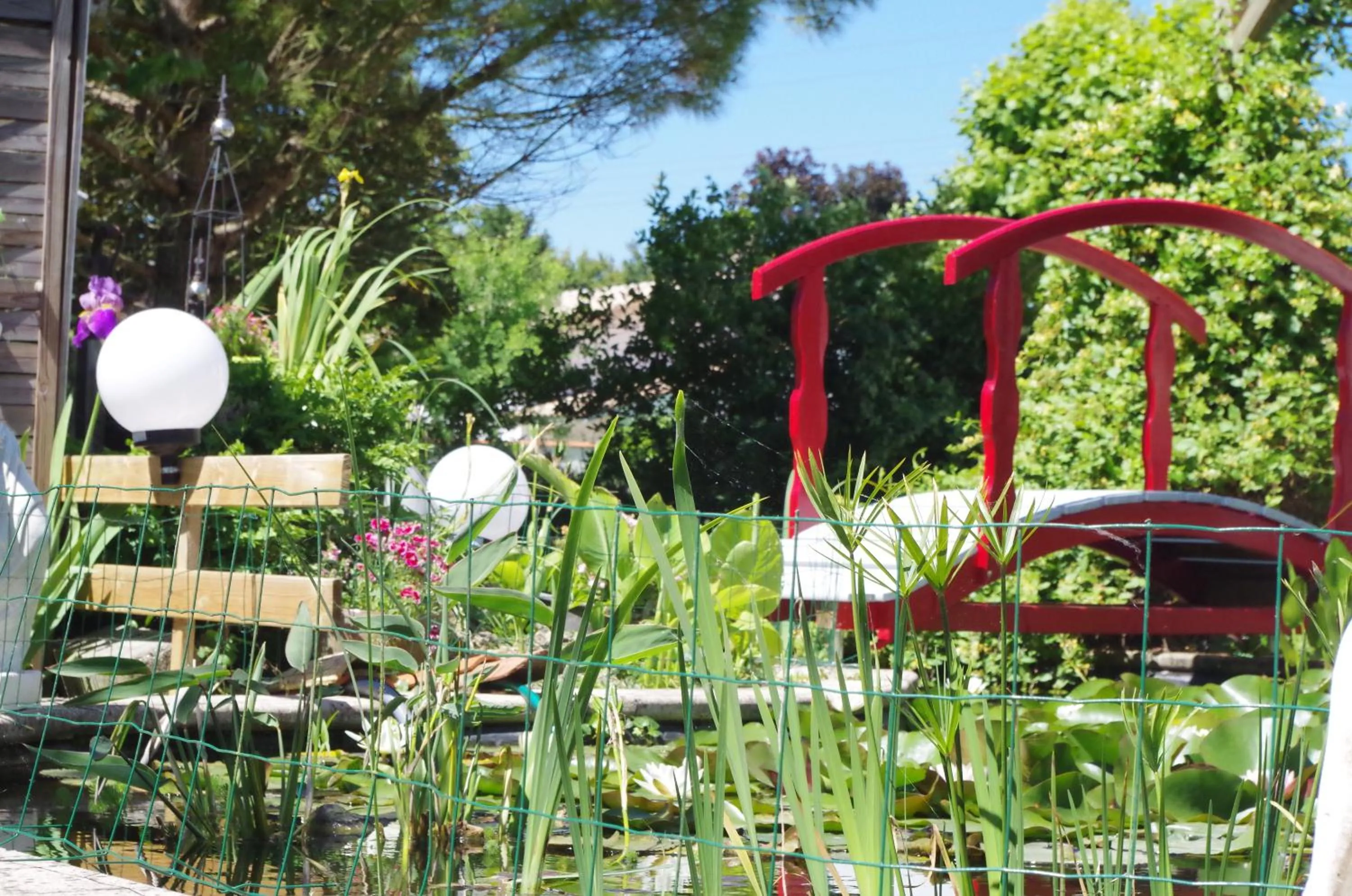 Patio in Maison d'Hôtes Le Cadran Solaire