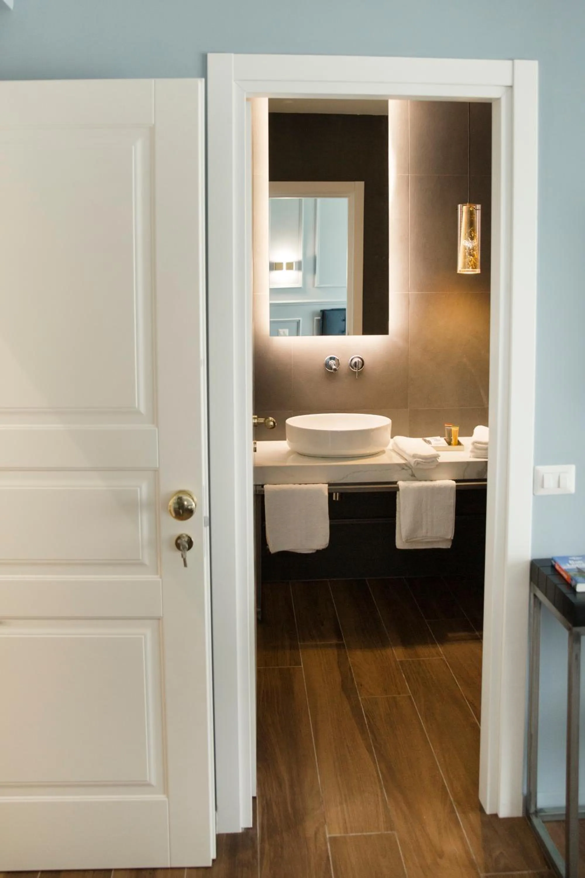 Bathroom, Bed in Unicum Roma Suites