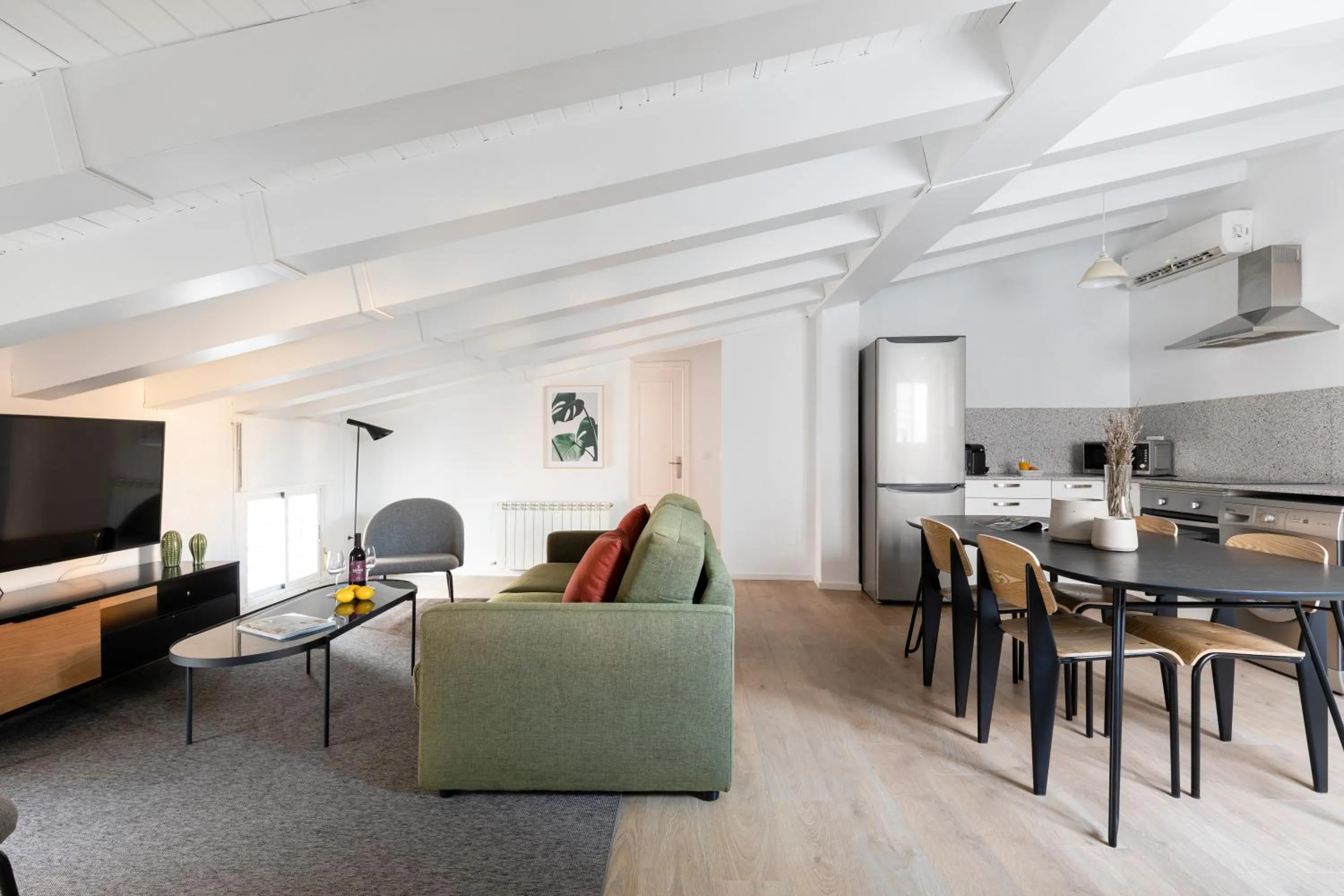 Living room in Aspasios Calle Mayor Apartments