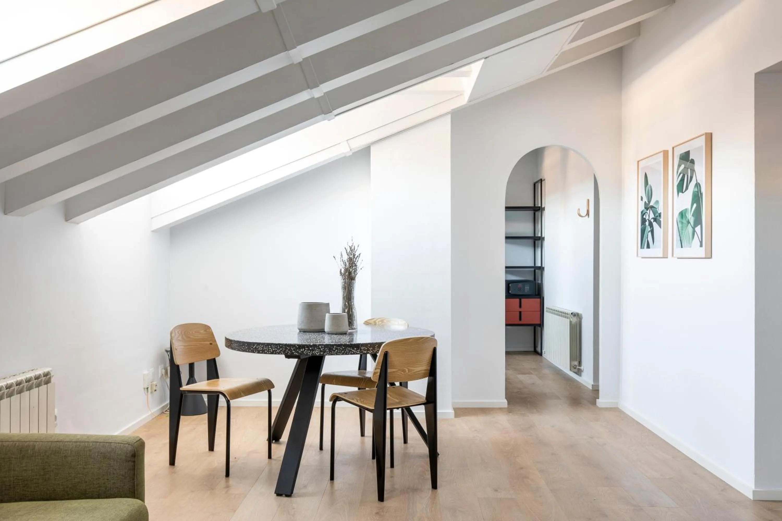 Living room in Aspasios Calle Mayor Apartments