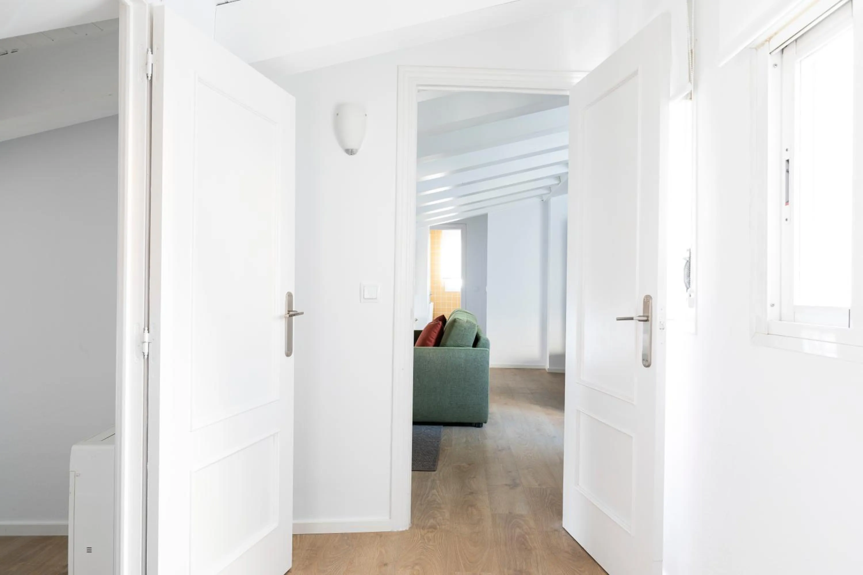 Photo of the whole room in Aspasios Calle Mayor Apartments