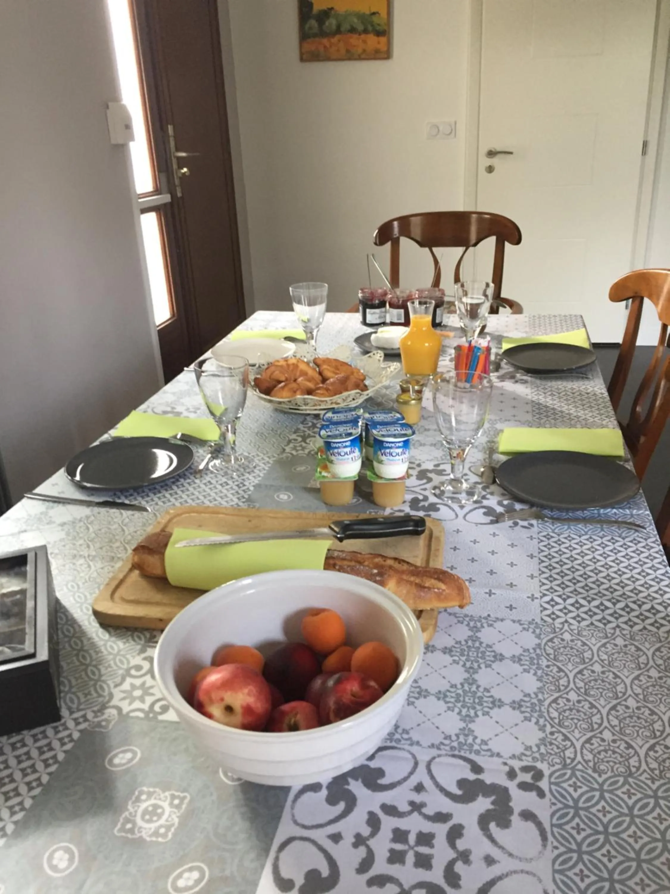 Breakfast in Sous la tour