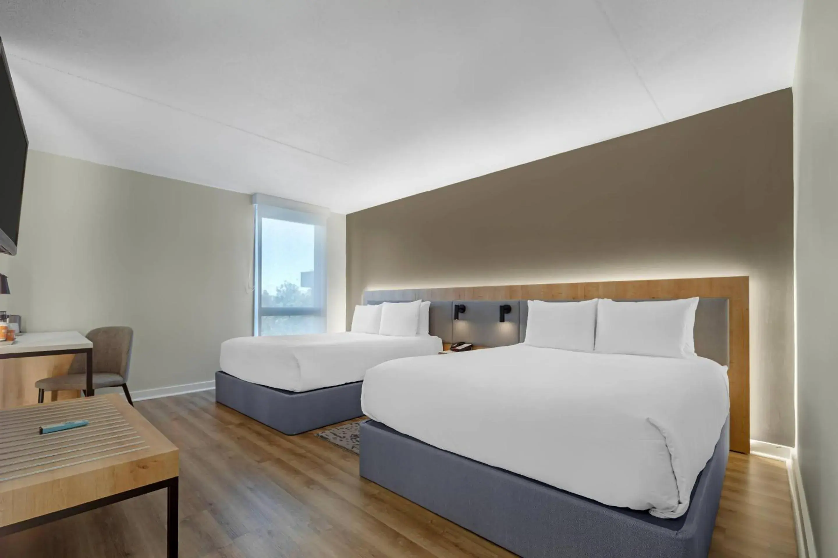 Bedroom, Bed in Radisson Hotel Philadelphia Northeast Bedroom, Bed in Radisson Hotel Philadelphia Northeast