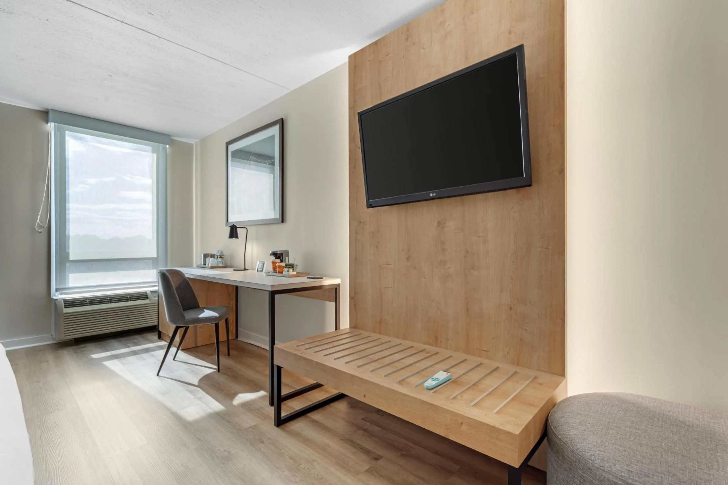 Bedroom in Radisson Hotel Philadelphia Northeast