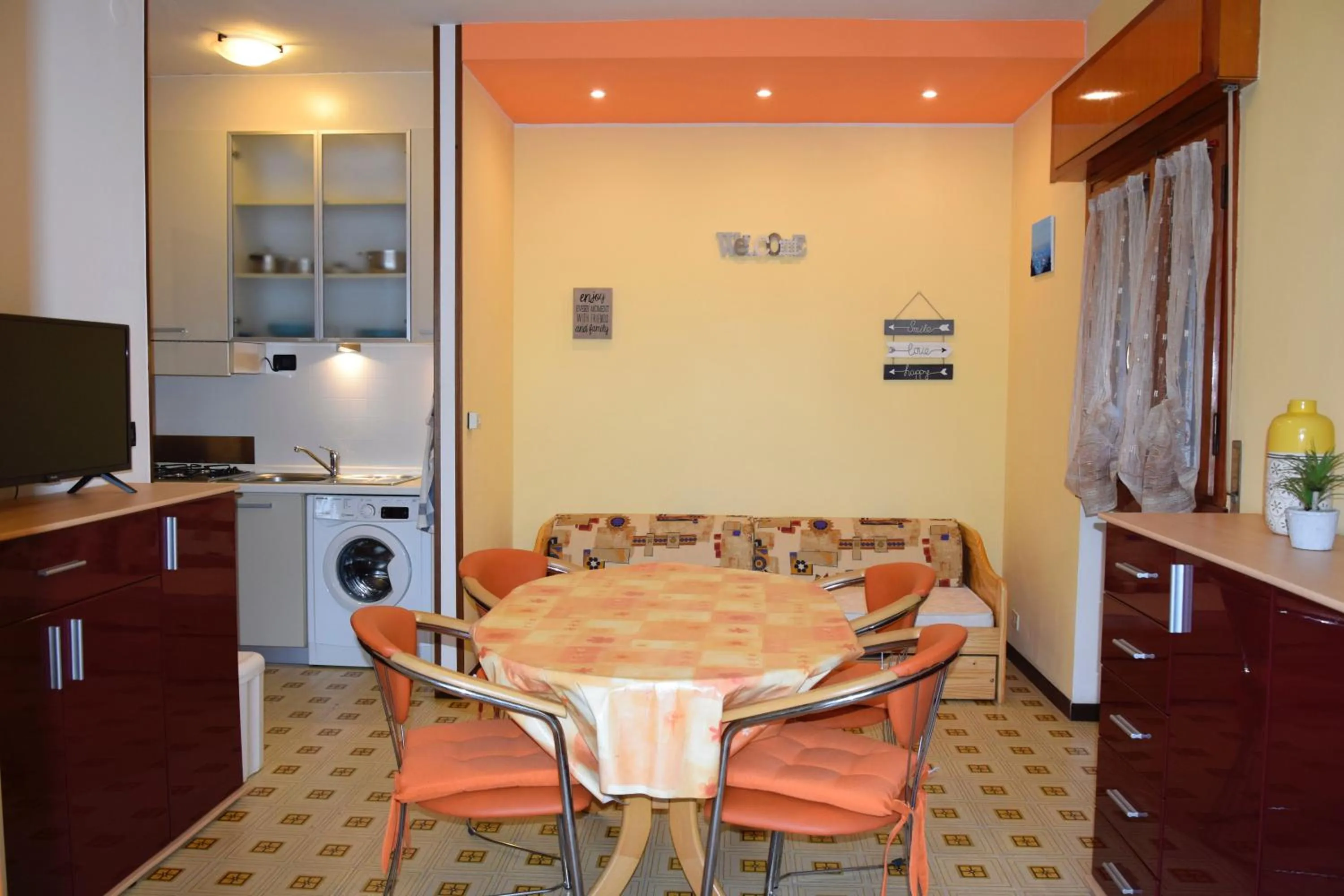 Dining area in Residence La Madonnina