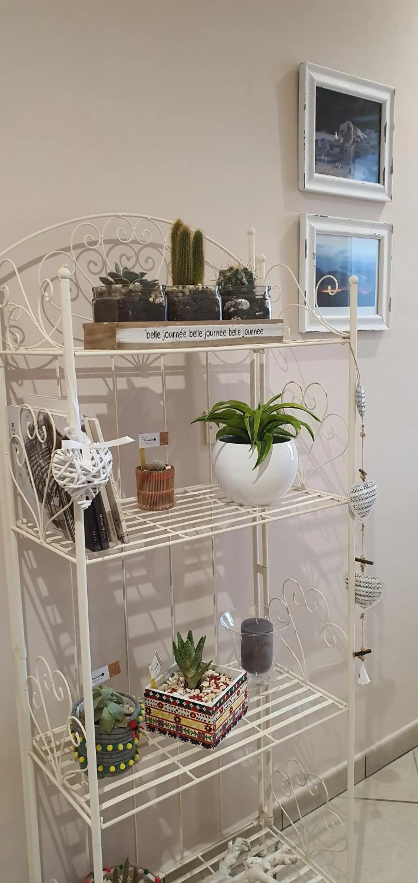 Decorative detail in La Rosa dei venti