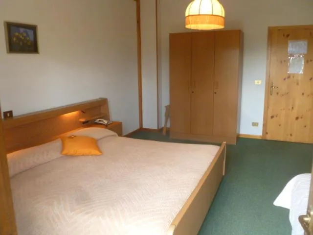 Photo of the whole room in Albergo Negritella