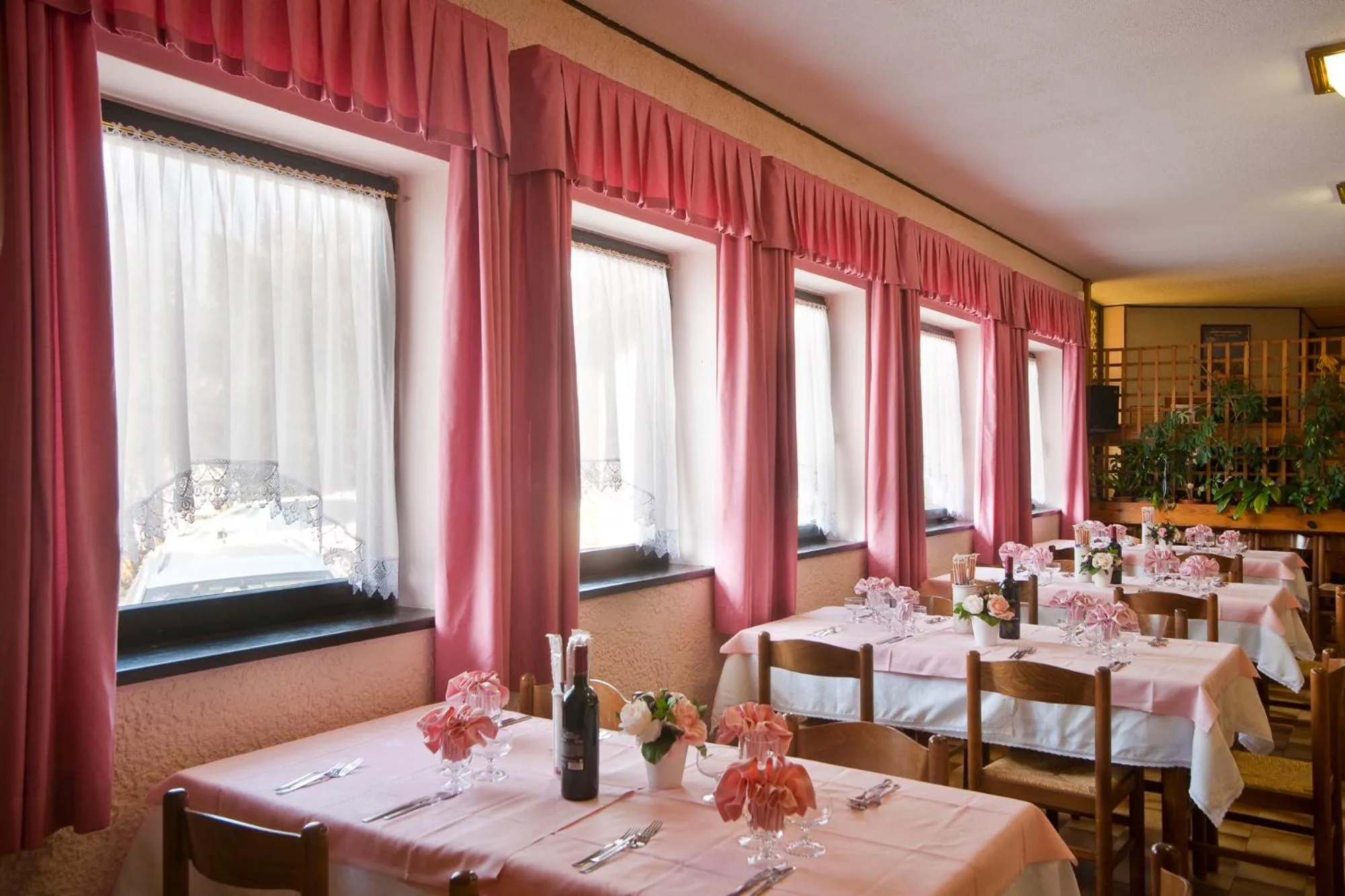 Restaurant/places to eat in Albergo Negritella