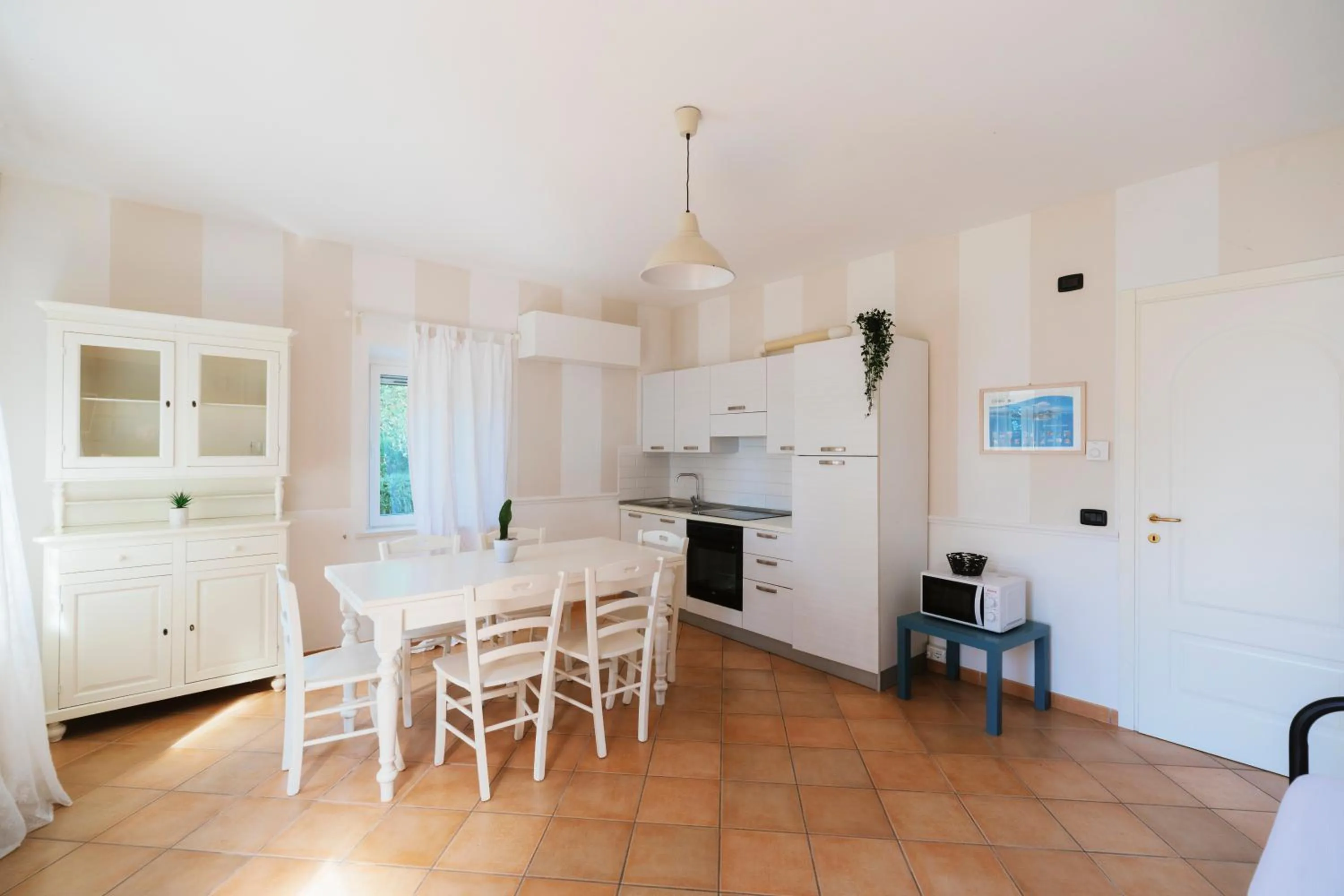 Kitchen or kitchenette in Villa Chiara Porto Recanati