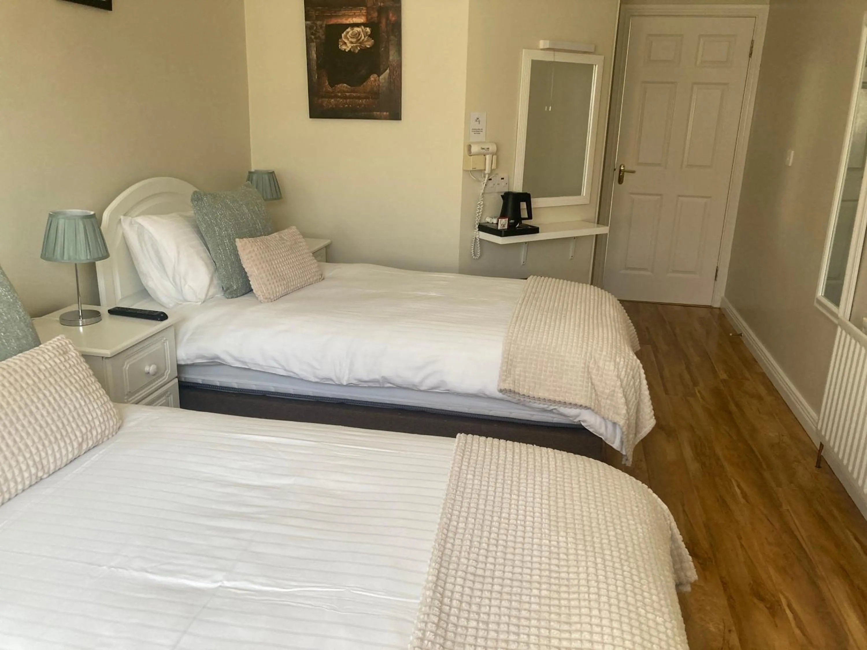 Steeple View B&B Guesthouse Donegal - Newly renovated in 2023