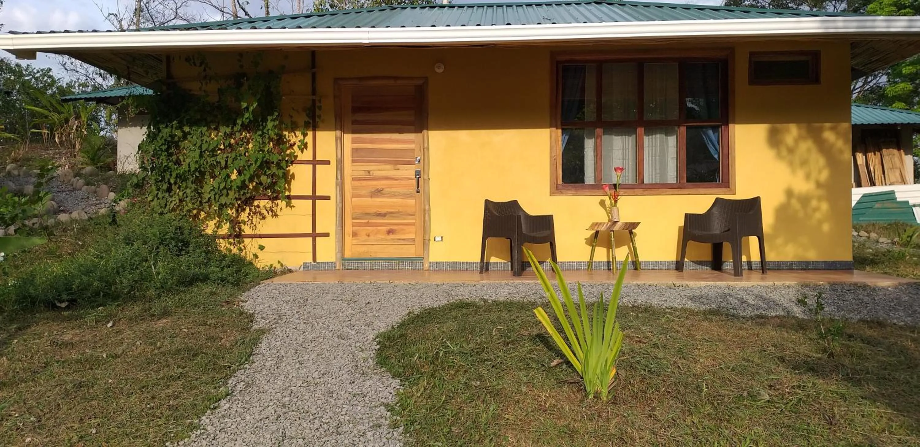 Photo of the whole room in Hotel Rio Celeste Finca L´ Etoile Celeste