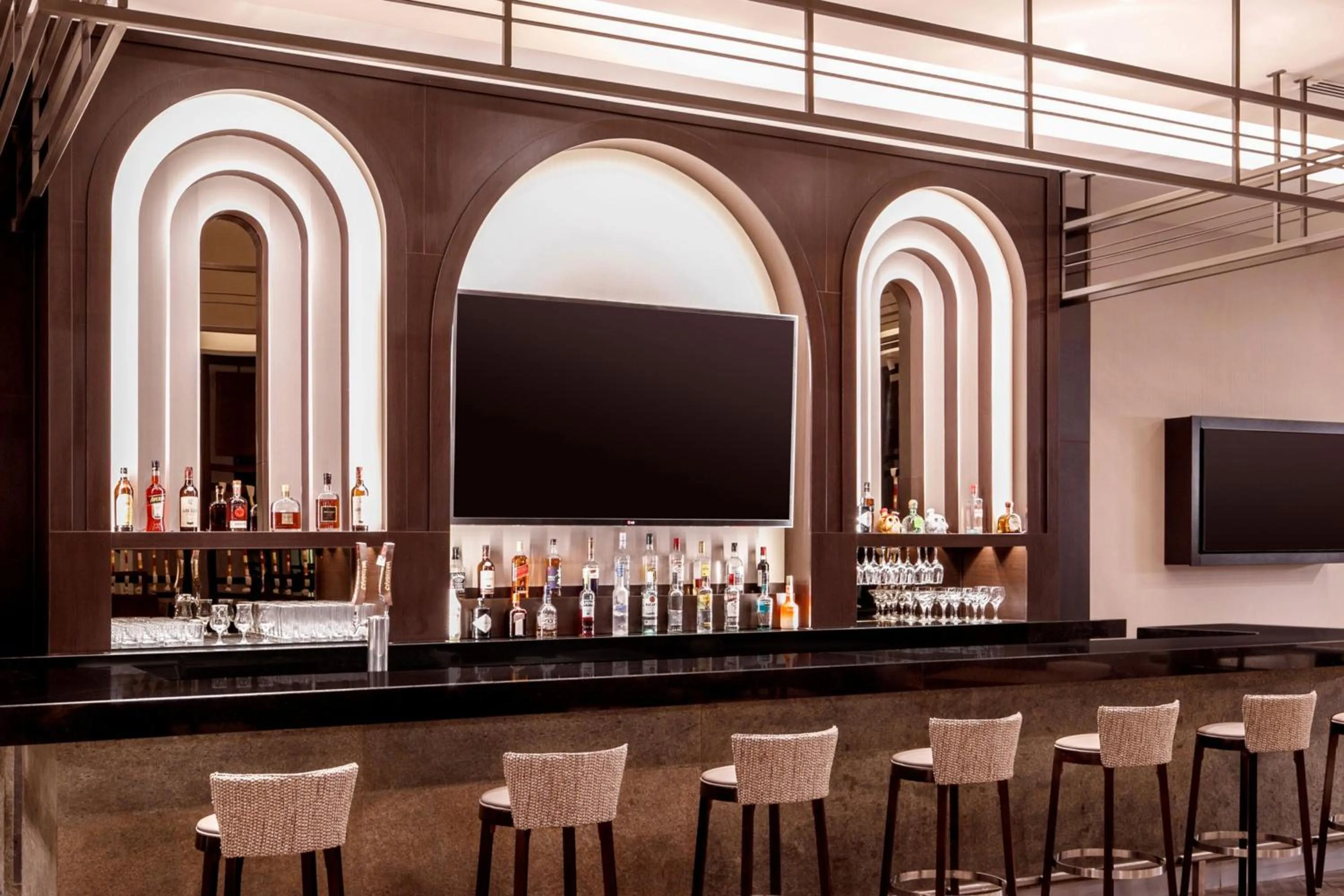 Lounge or bar in Marriott Panama Hotel - Albrook