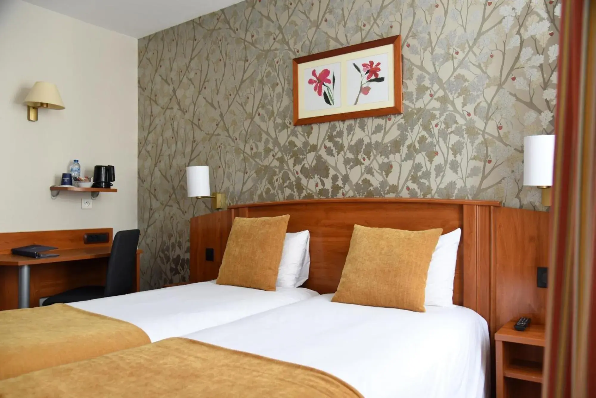 Bedroom, Bed in Timhotel Opera Madeleine Bedroom, Bed in Timhotel Opera Madeleine