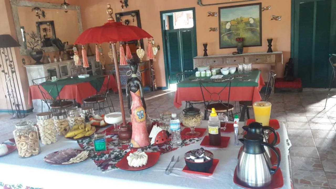 Breakfast in Verdes Em Cantos Pousada