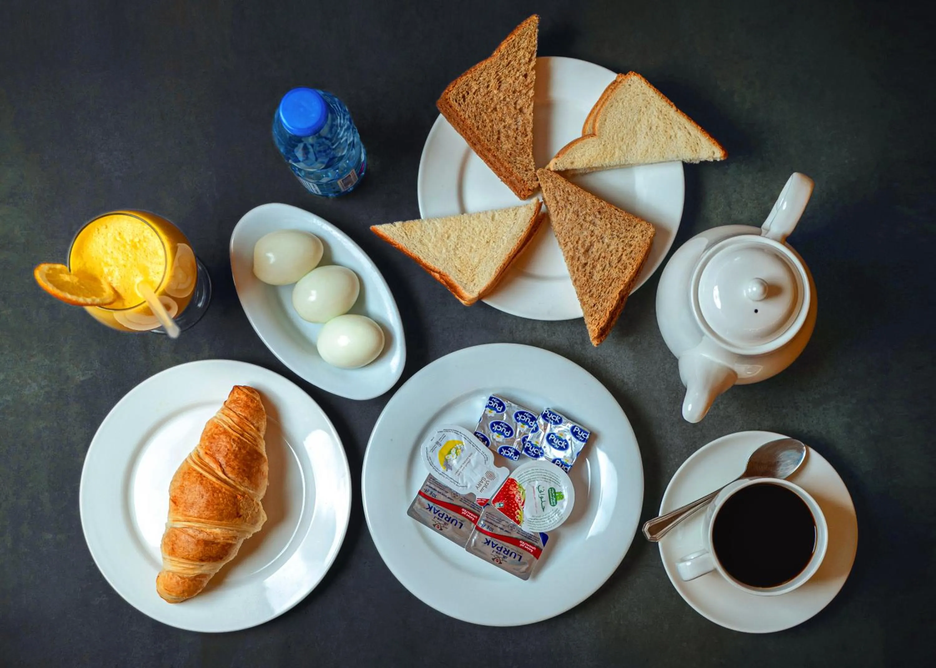 Breakfast in Innyar Hotel
