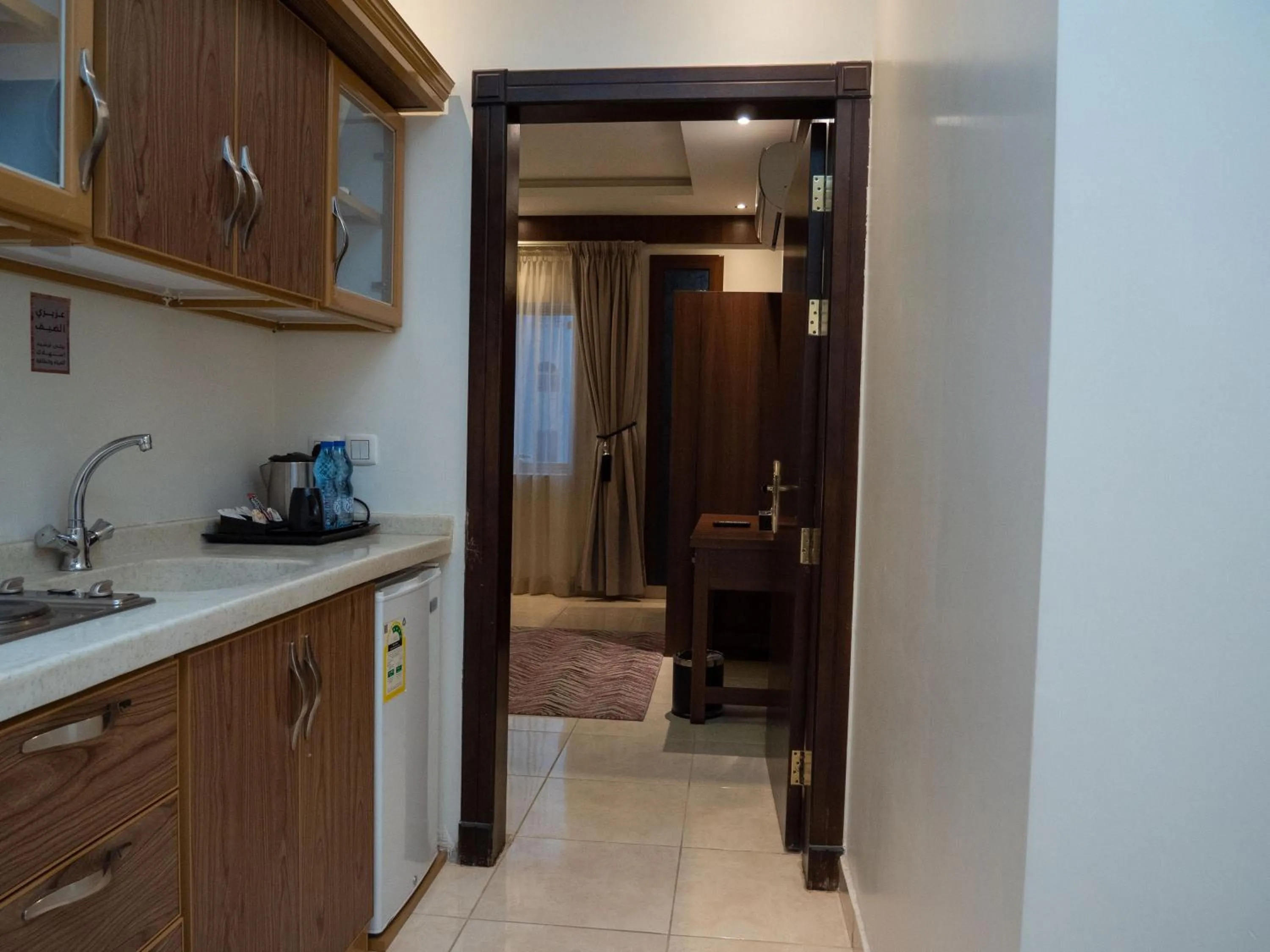 Kitchen or kitchenette in Innyar Hotel
