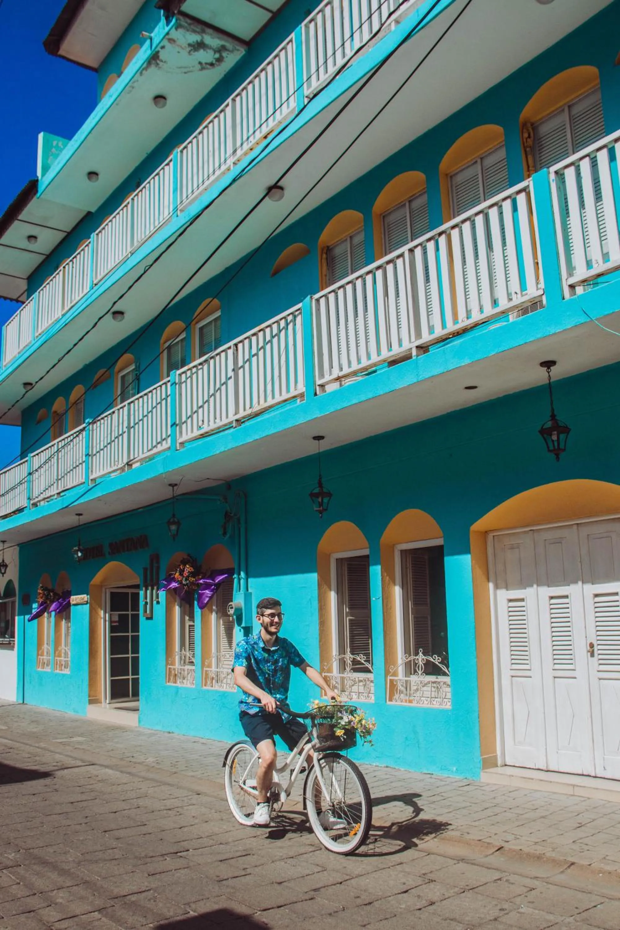 Facade/entrance in Hotel Santana