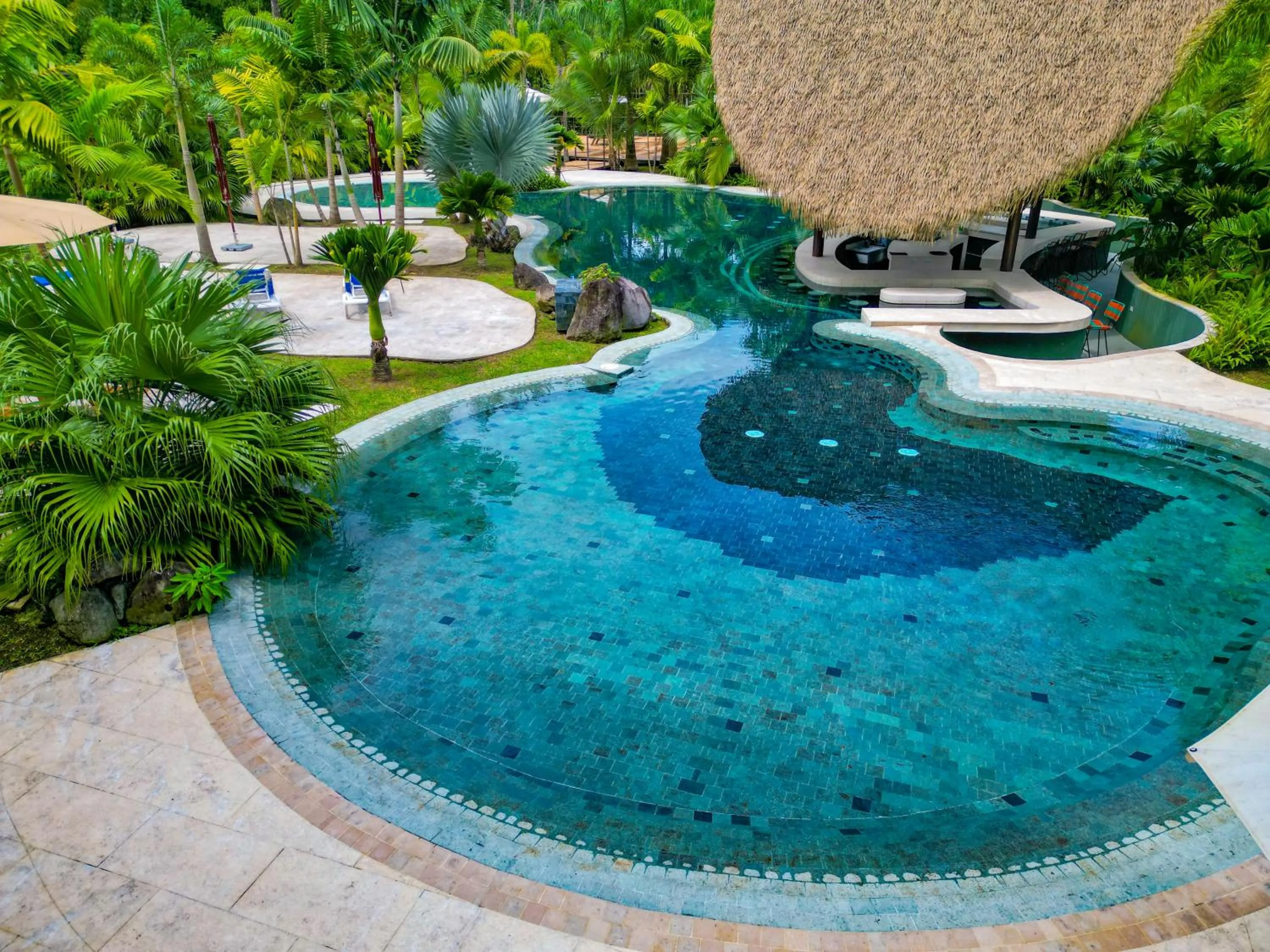 Pool view in Arenal Backpackers Resort