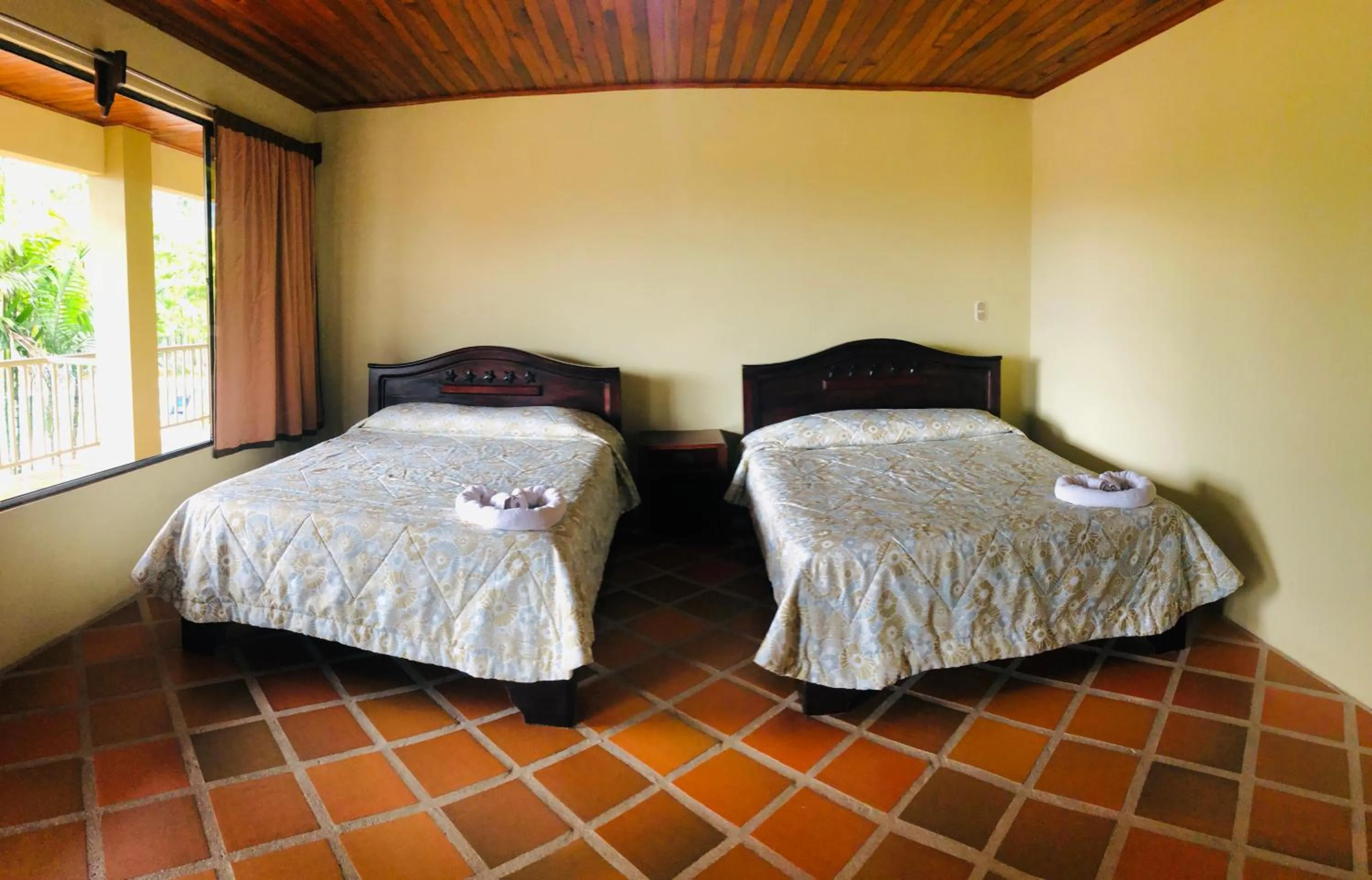 Bed in Arenal Backpackers Resort