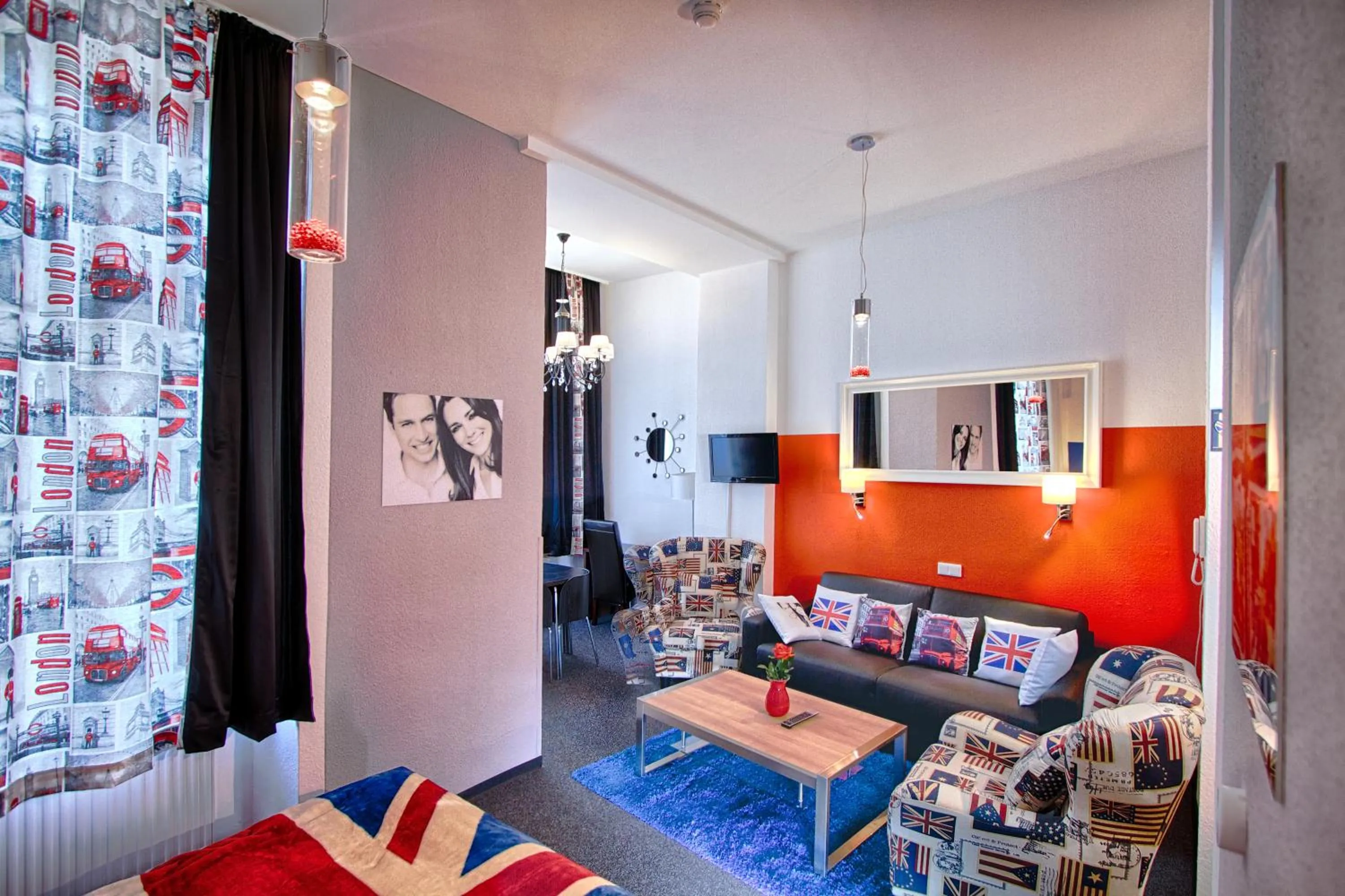 Bed in Aparthotel am Münzplatz