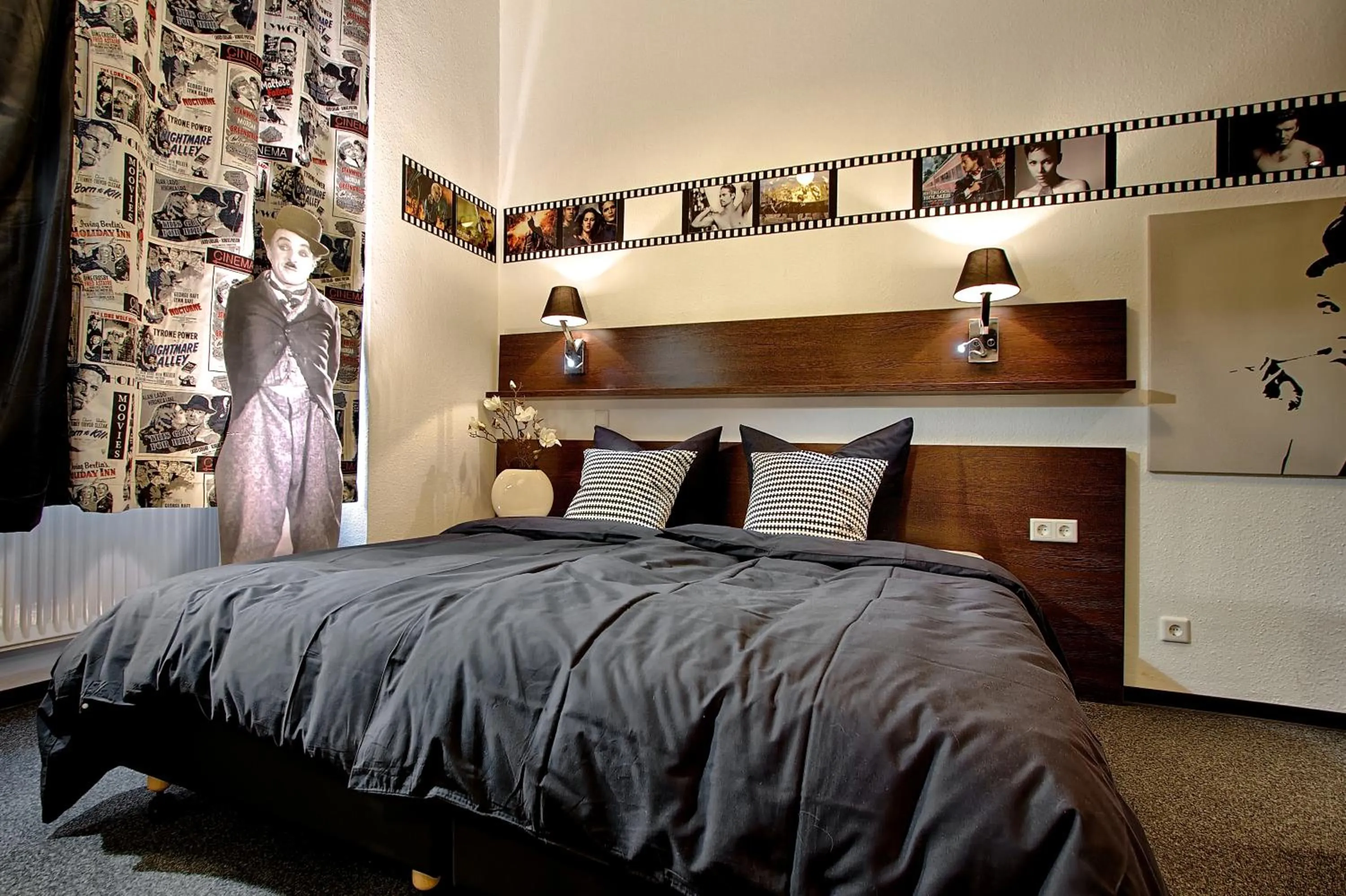 Bed in Aparthotel am Münzplatz