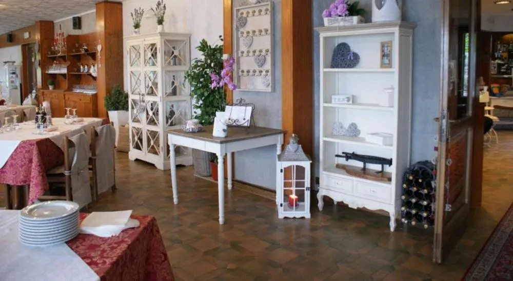 Restaurant/places to eat in B&B VISTA LAGO