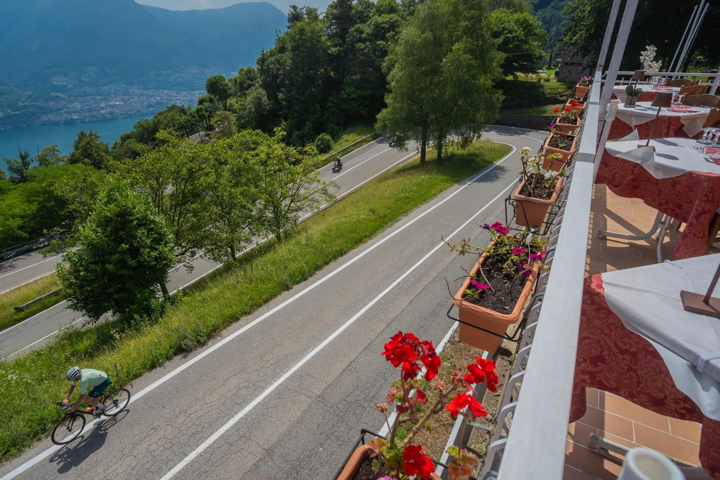 Restaurant/places to eat in B&B VISTA LAGO