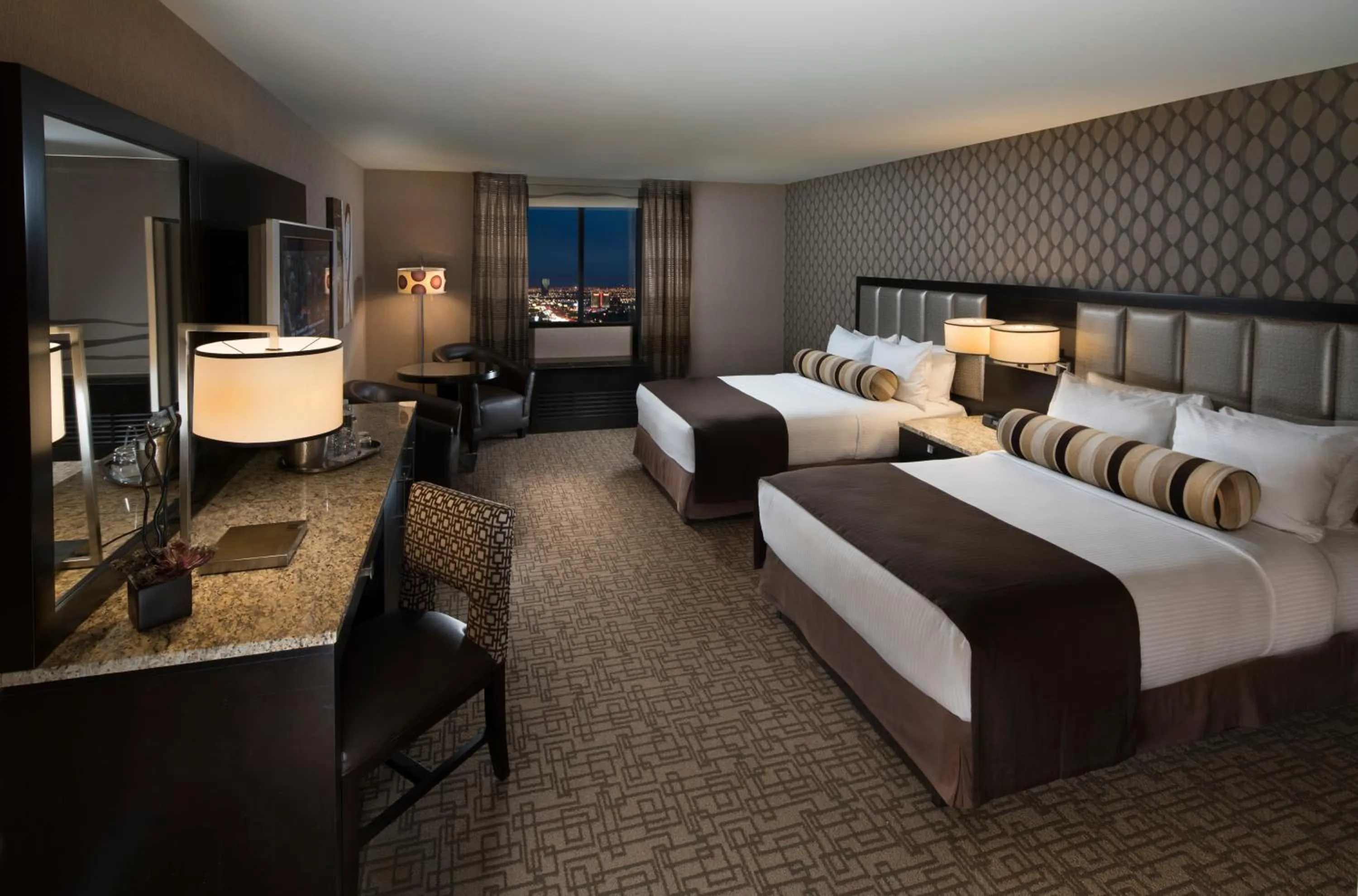 Bed in Golden Nugget Hotel & Casino Las Vegas