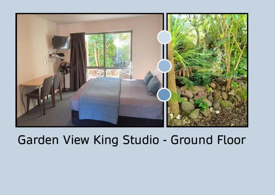 Bed in La Rochelle Motel